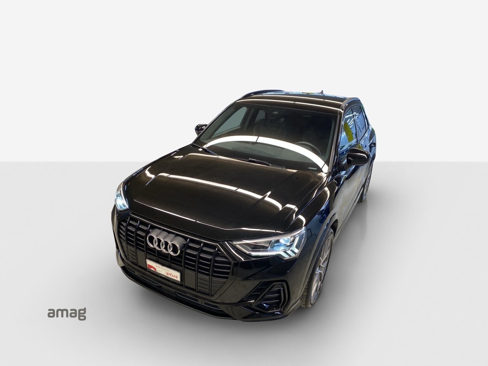 AUDI Q3 35 TFSI S line S-tronic-image-15