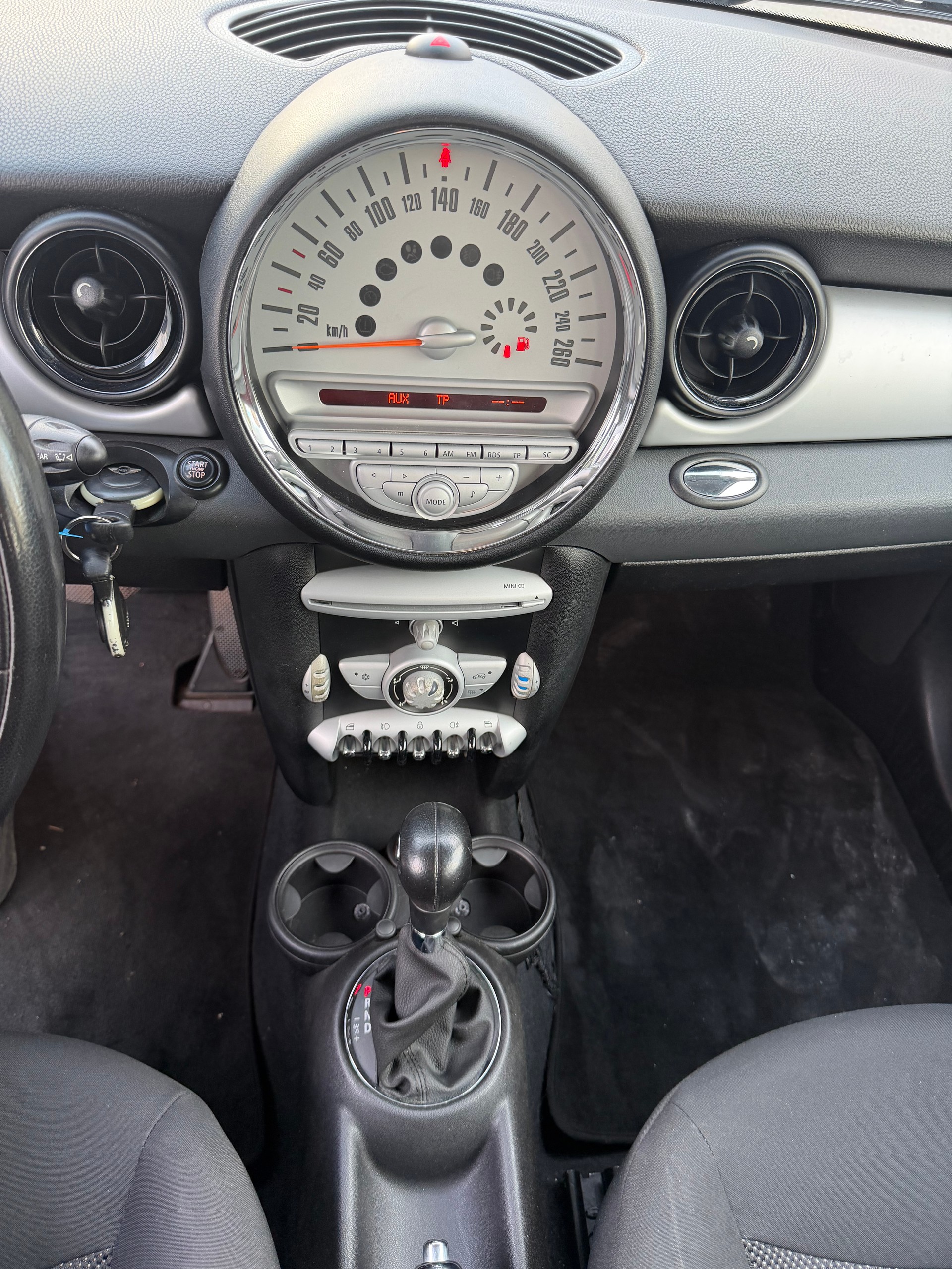 MINI One Steptronic-image-13
