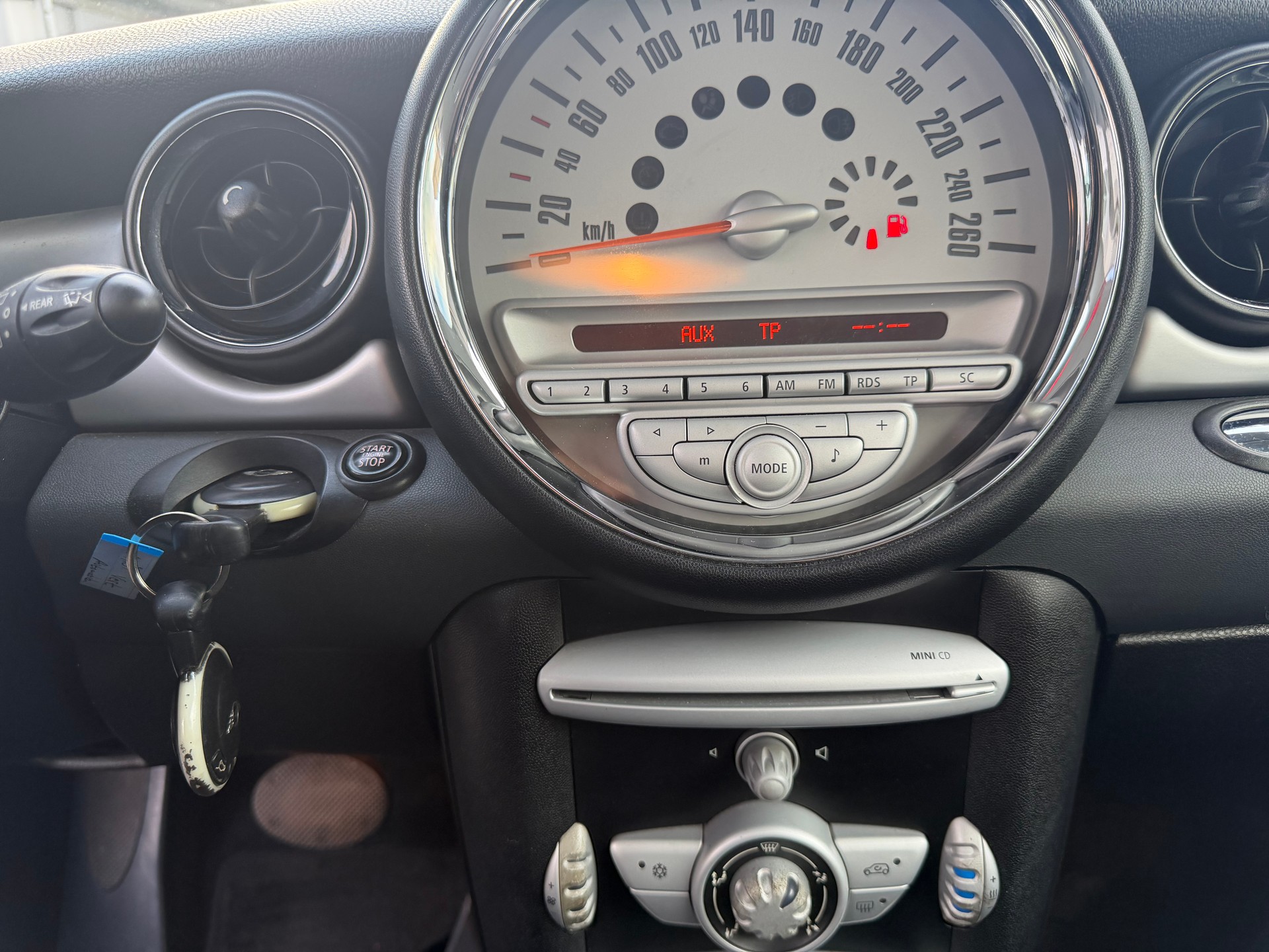 MINI One Steptronic-image-11