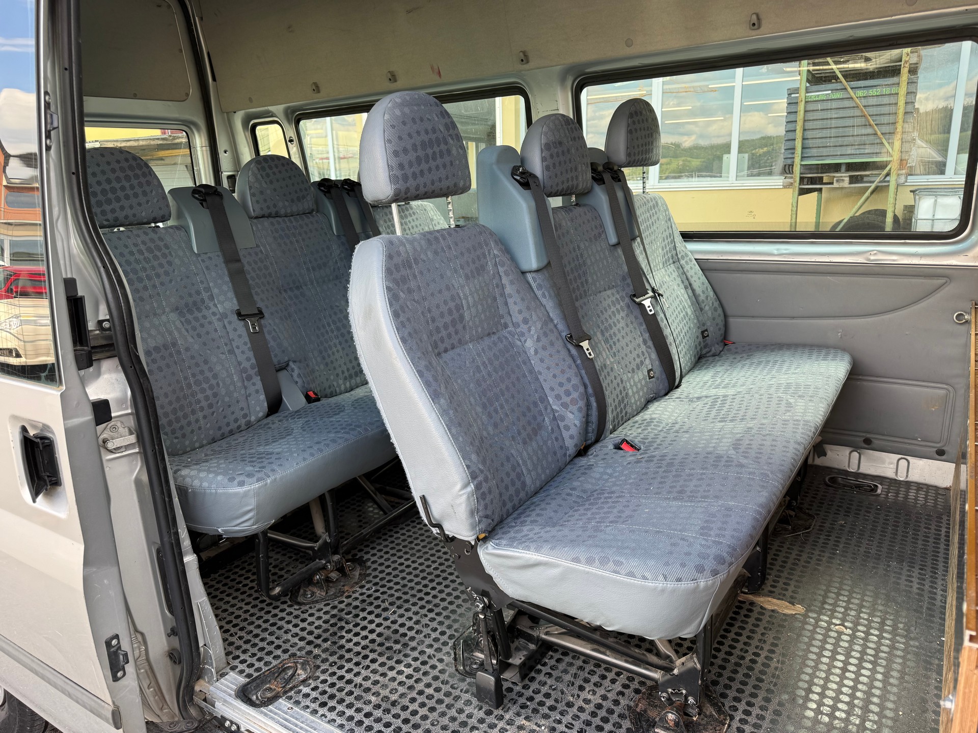 FORD Transit 350L Level 3-image-7