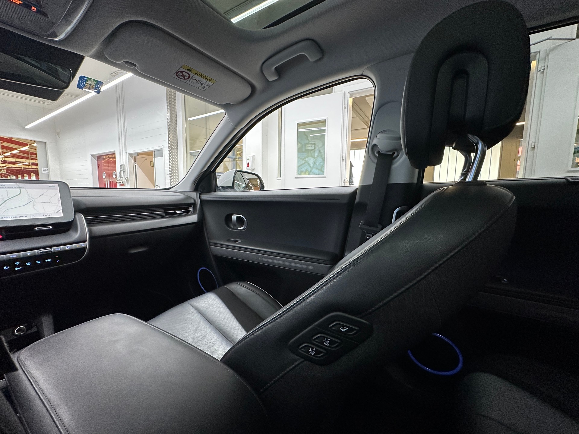 HYUNDAI Ioniq 5 72kWh Vertex 4WD-image-12