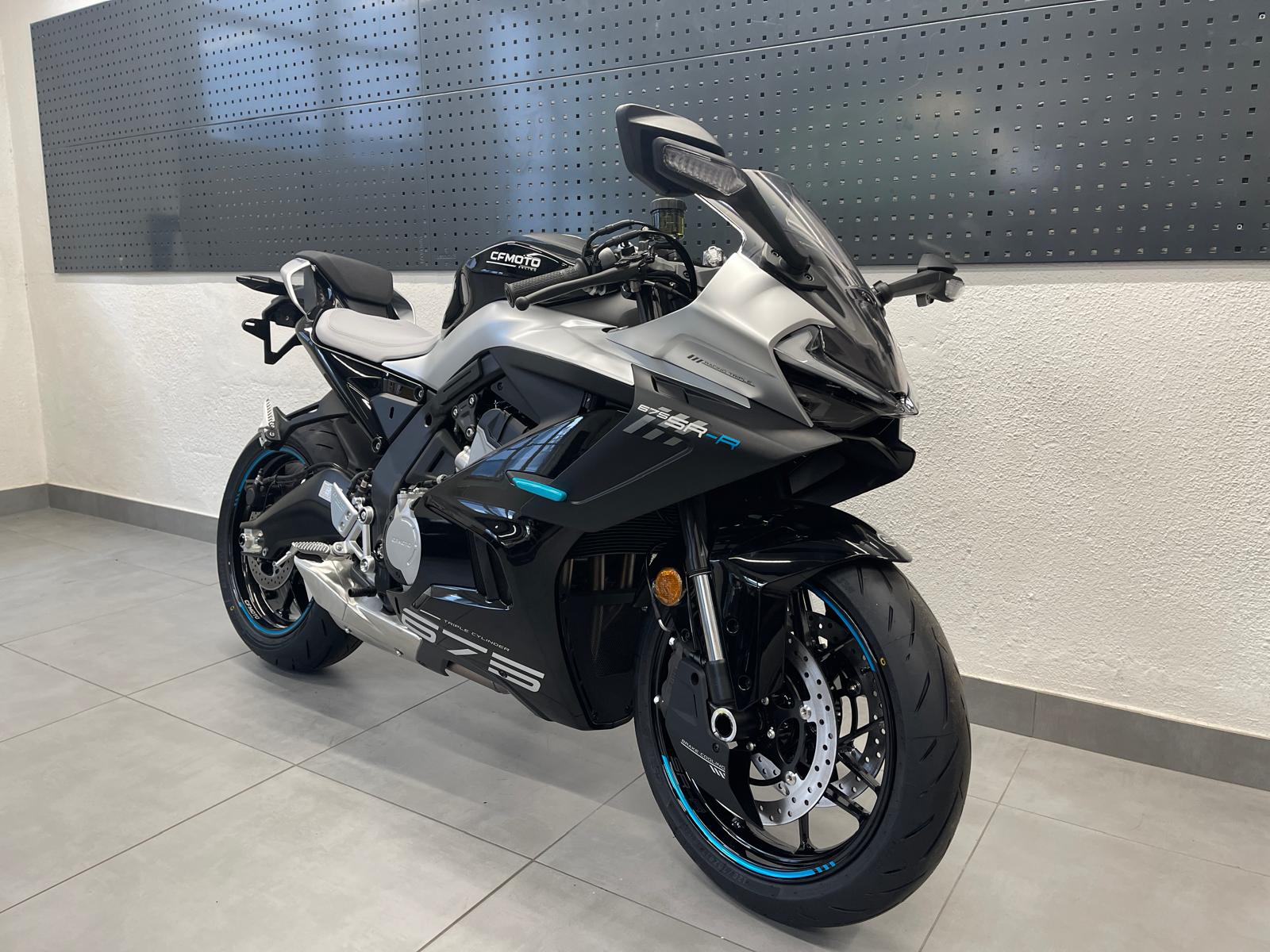 CF MOTO 675 SR-R | Ab Lager lieferbar | Neu | 35 kW | Garantie-showroom-element-3