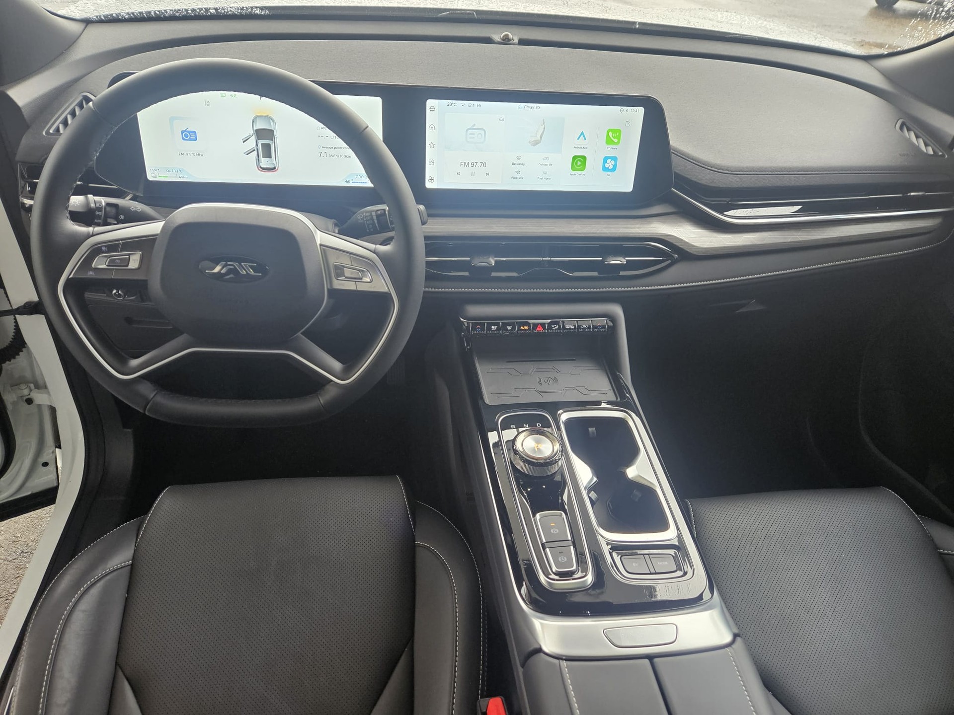 JAC JS6 1.5 PHEV-image-8