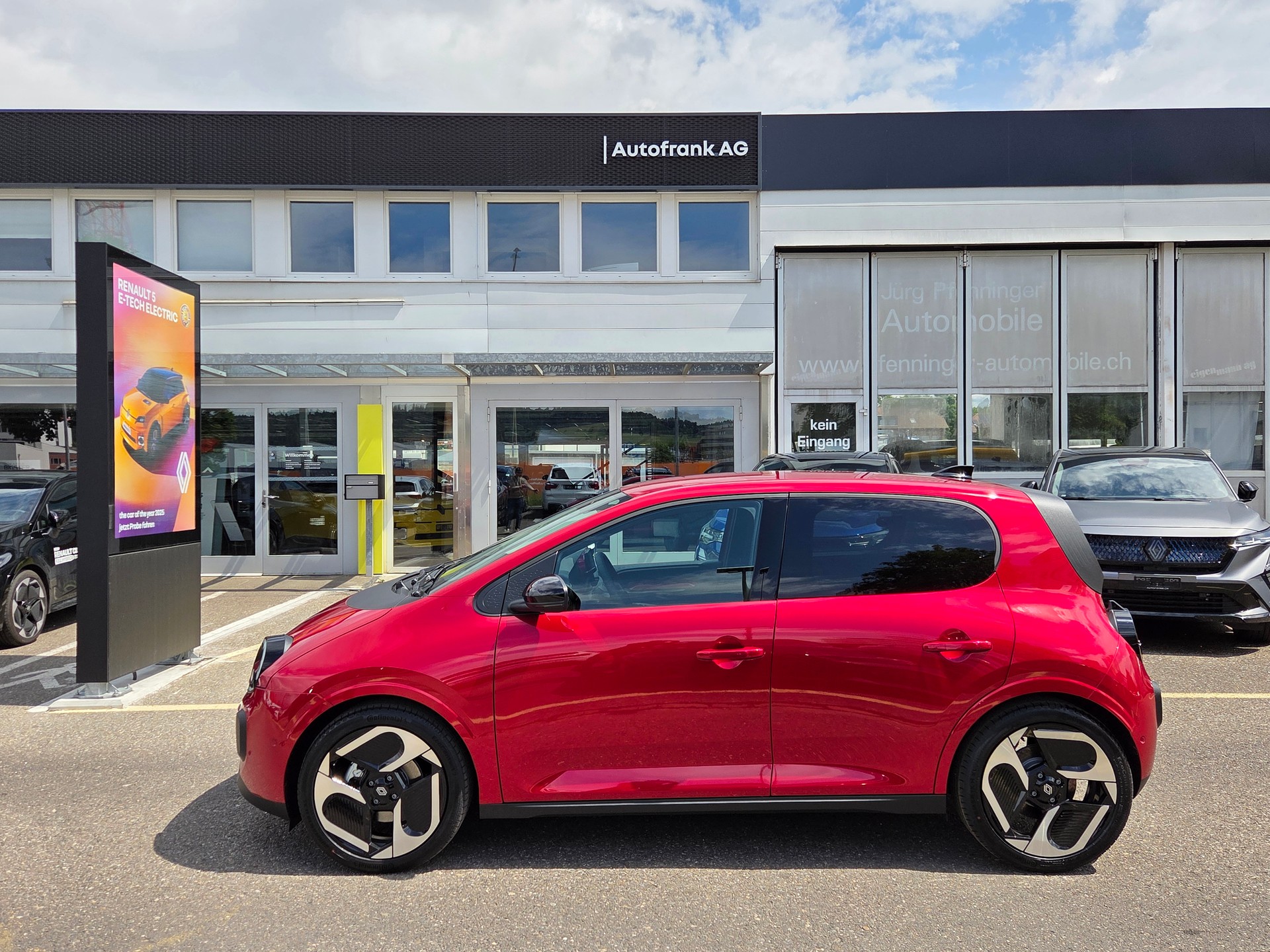 RENAULT Twingo E-Tech Urban Range techno-image-10