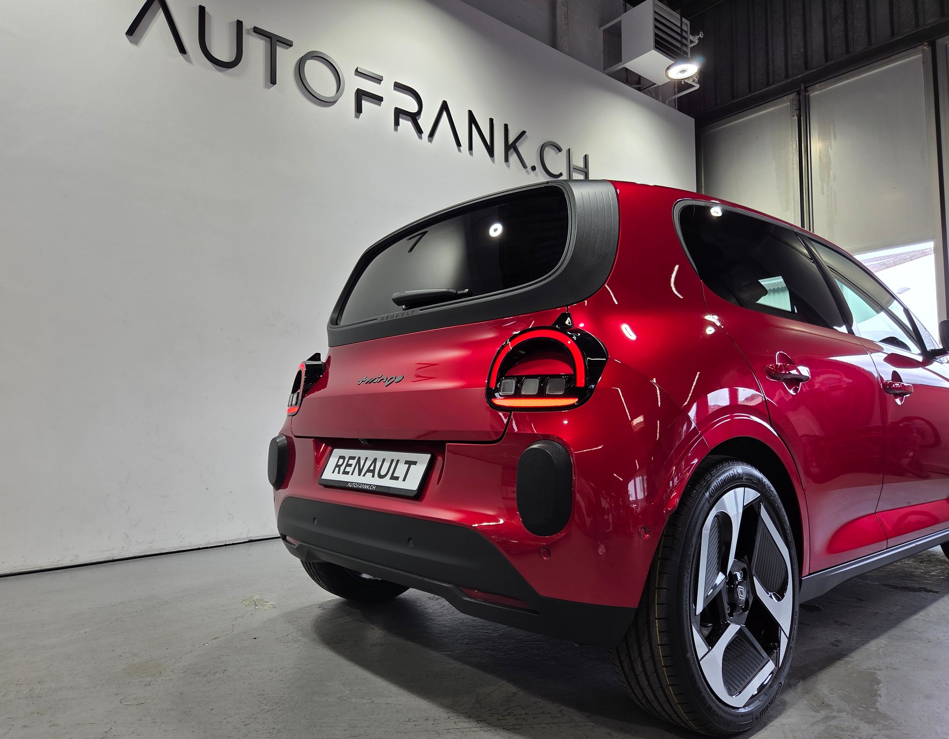 RENAULT Twingo E-Tech Urban Range techno-image-17