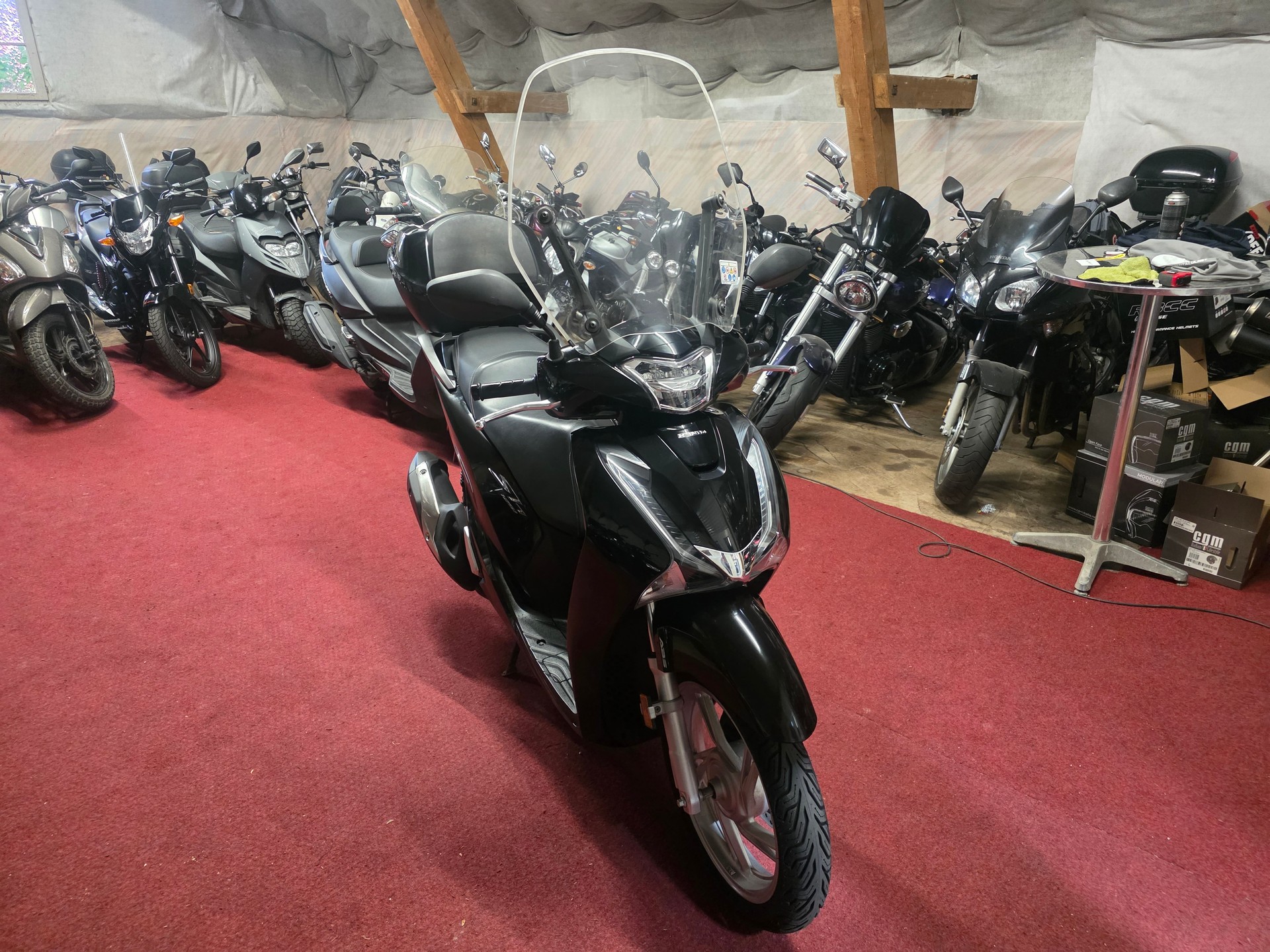 HONDA SH 125 i-image-5