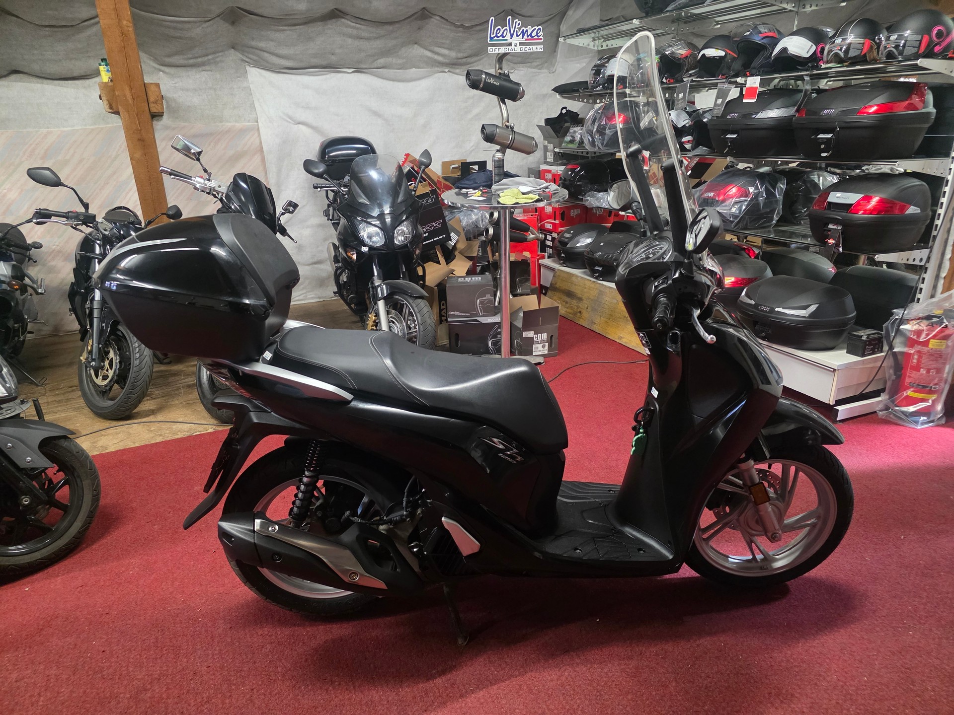HONDA SH 125 i-image-4
