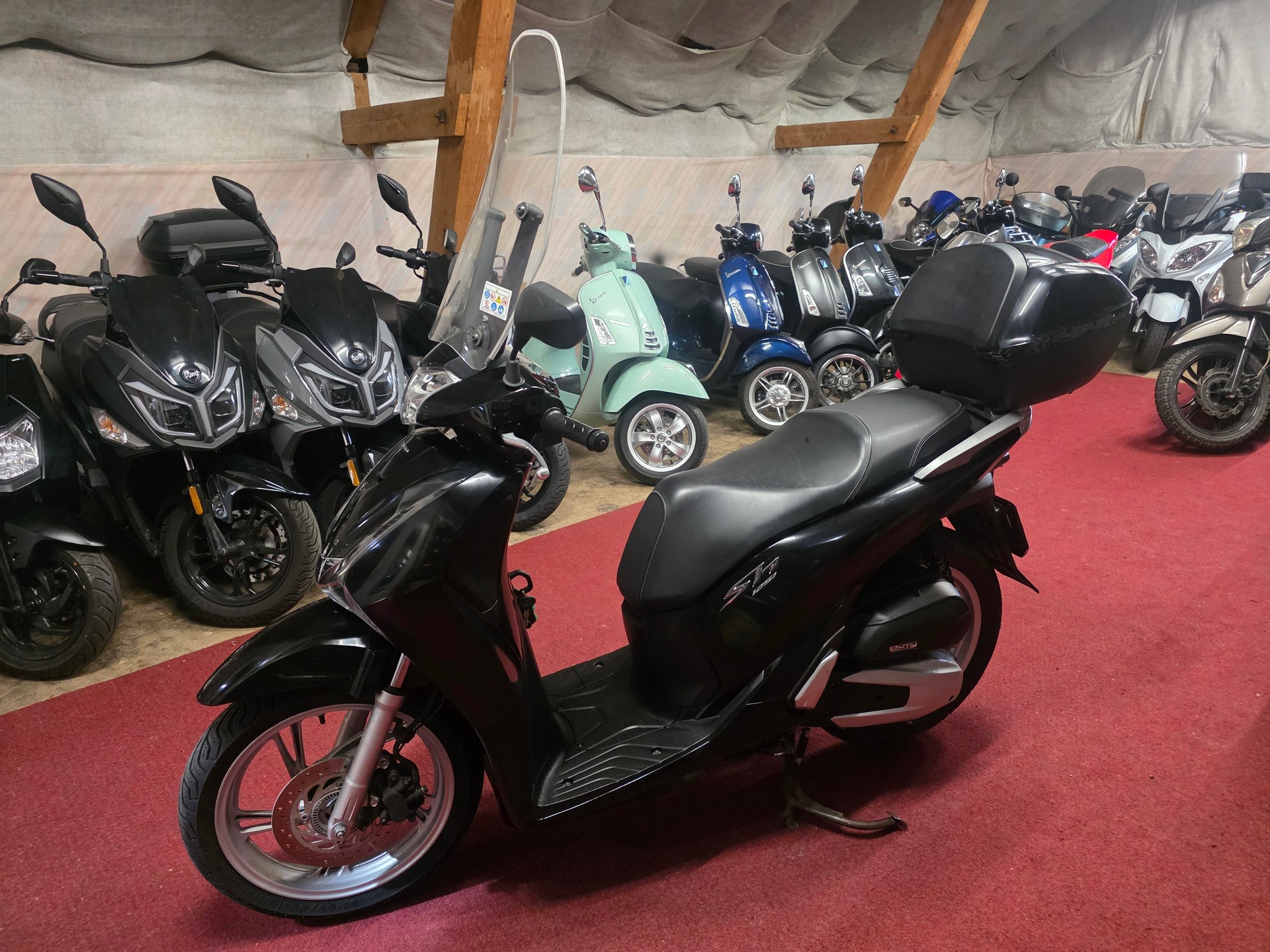 HONDA SH 125 i-image-1