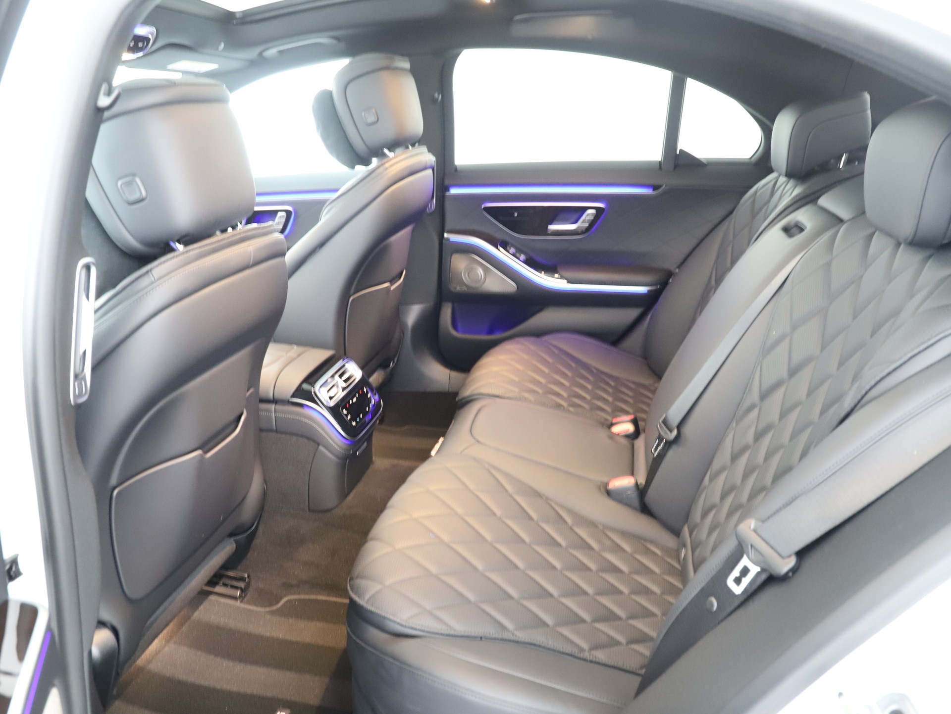 MERCEDES-BENZ S 450 4M AMG Line 9G-T-image-12