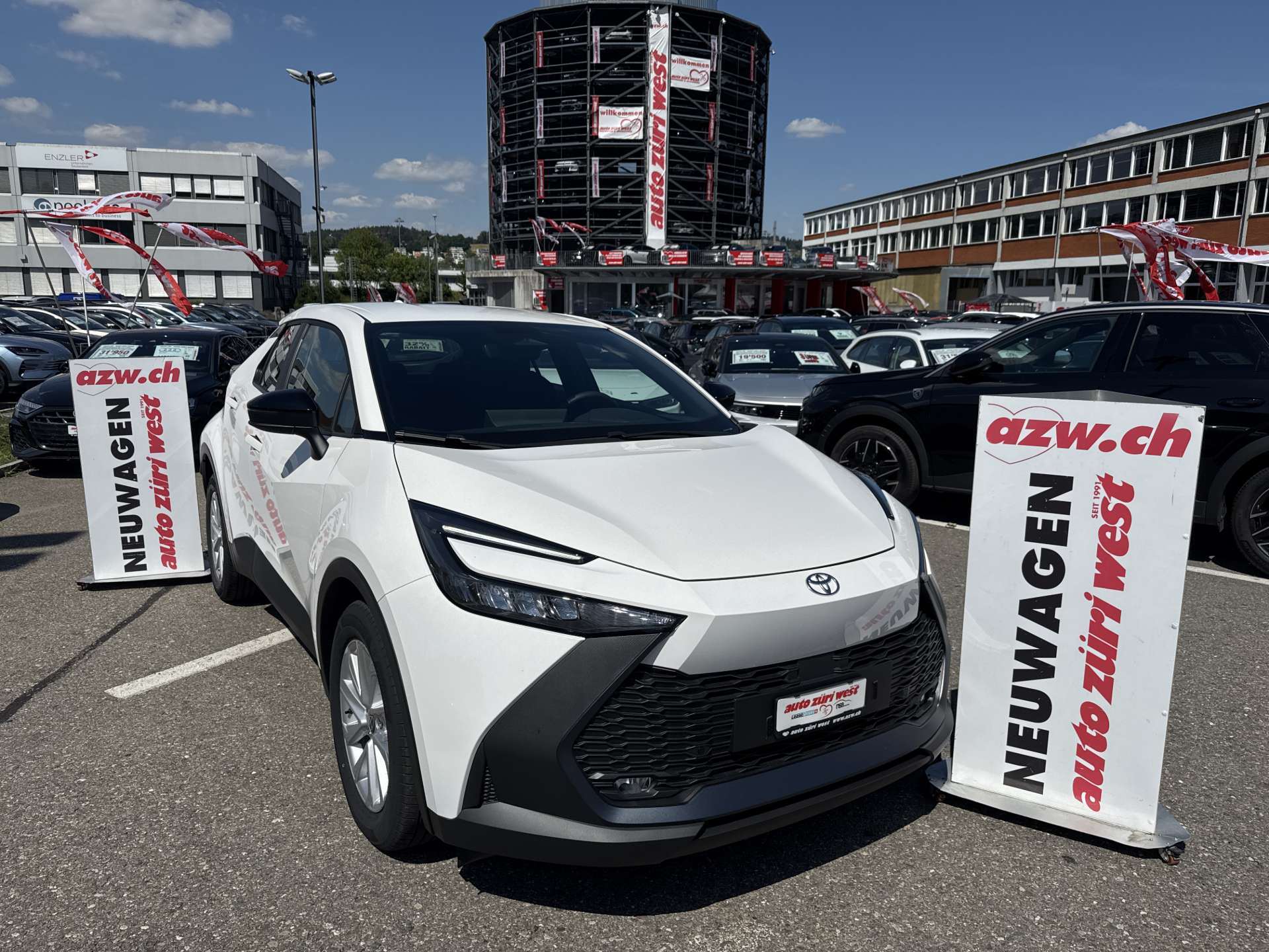 TOYOTA C-HR 1.8 HSD Comfort CVT-Automat-image-0