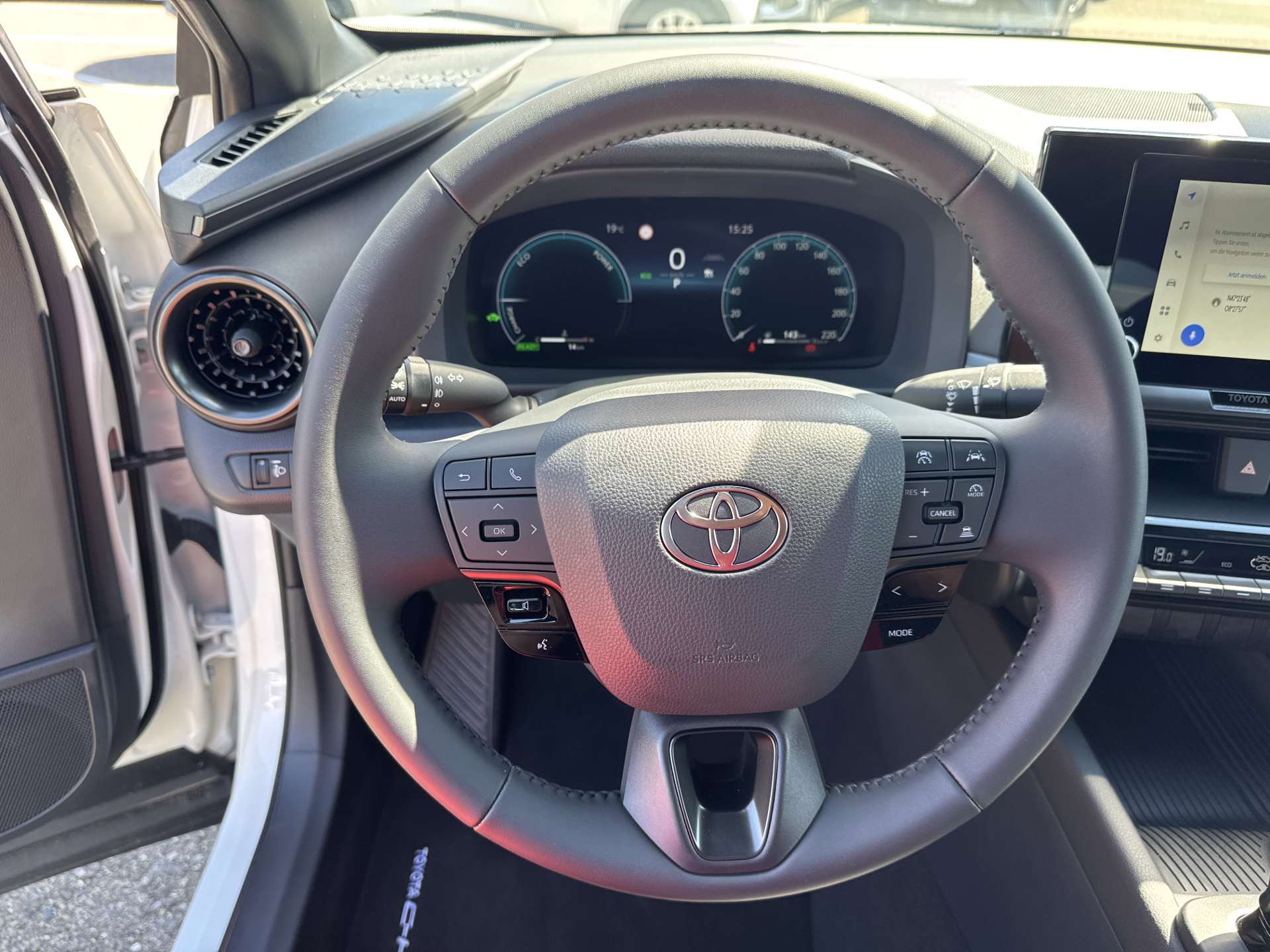 TOYOTA C-HR 1.8 HSD Comfort CVT-Automat-image-15