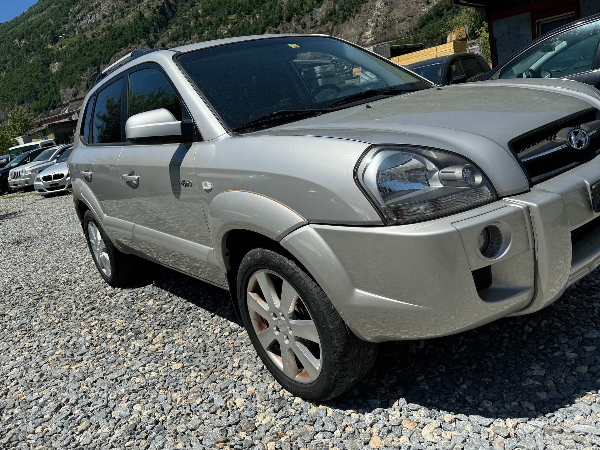 HYUNDAI Tucson 2.0 CRDi VGT Premium 4WD-image-3