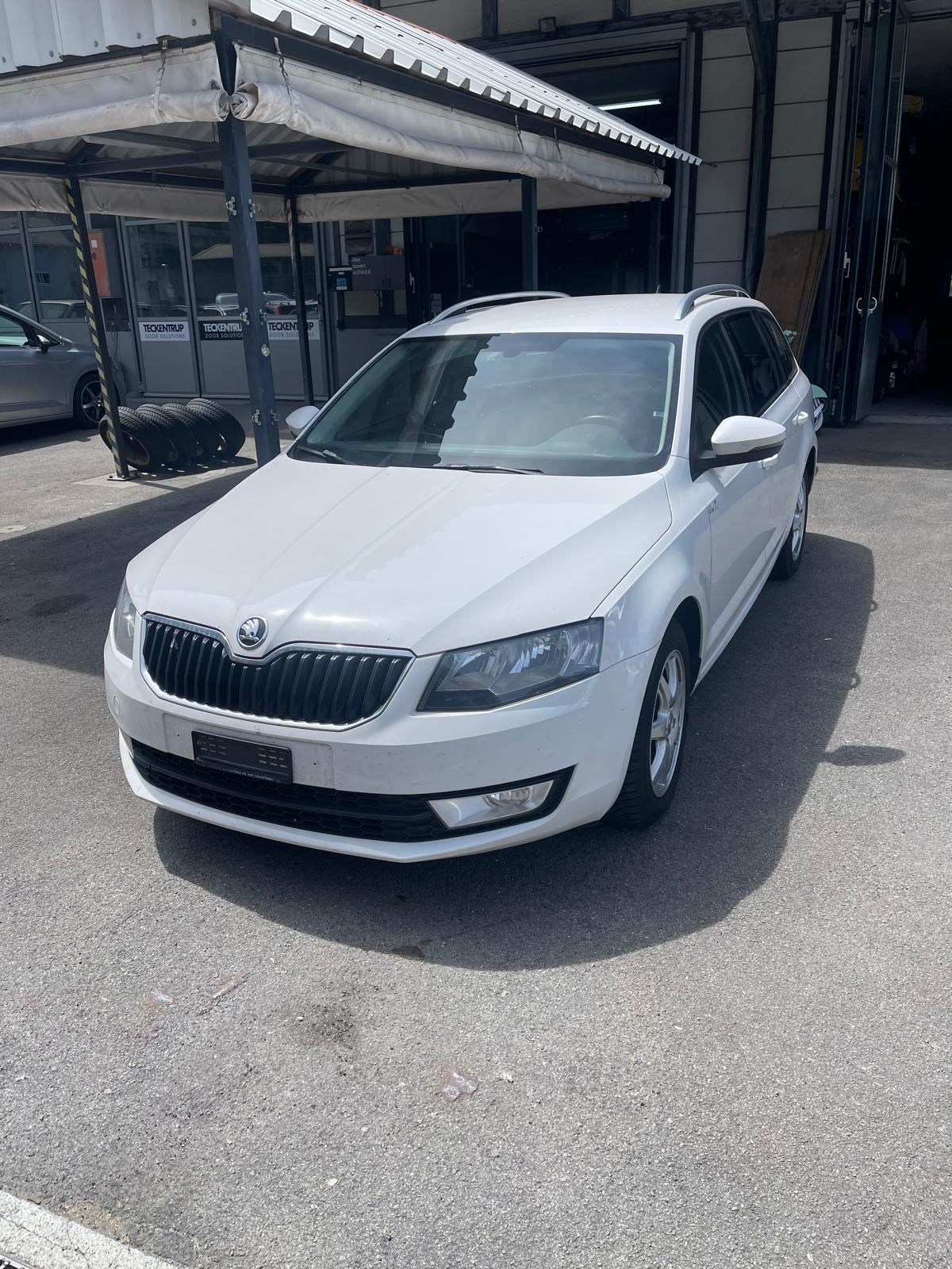SKODA Octavia Combi 2.0 TDI Style