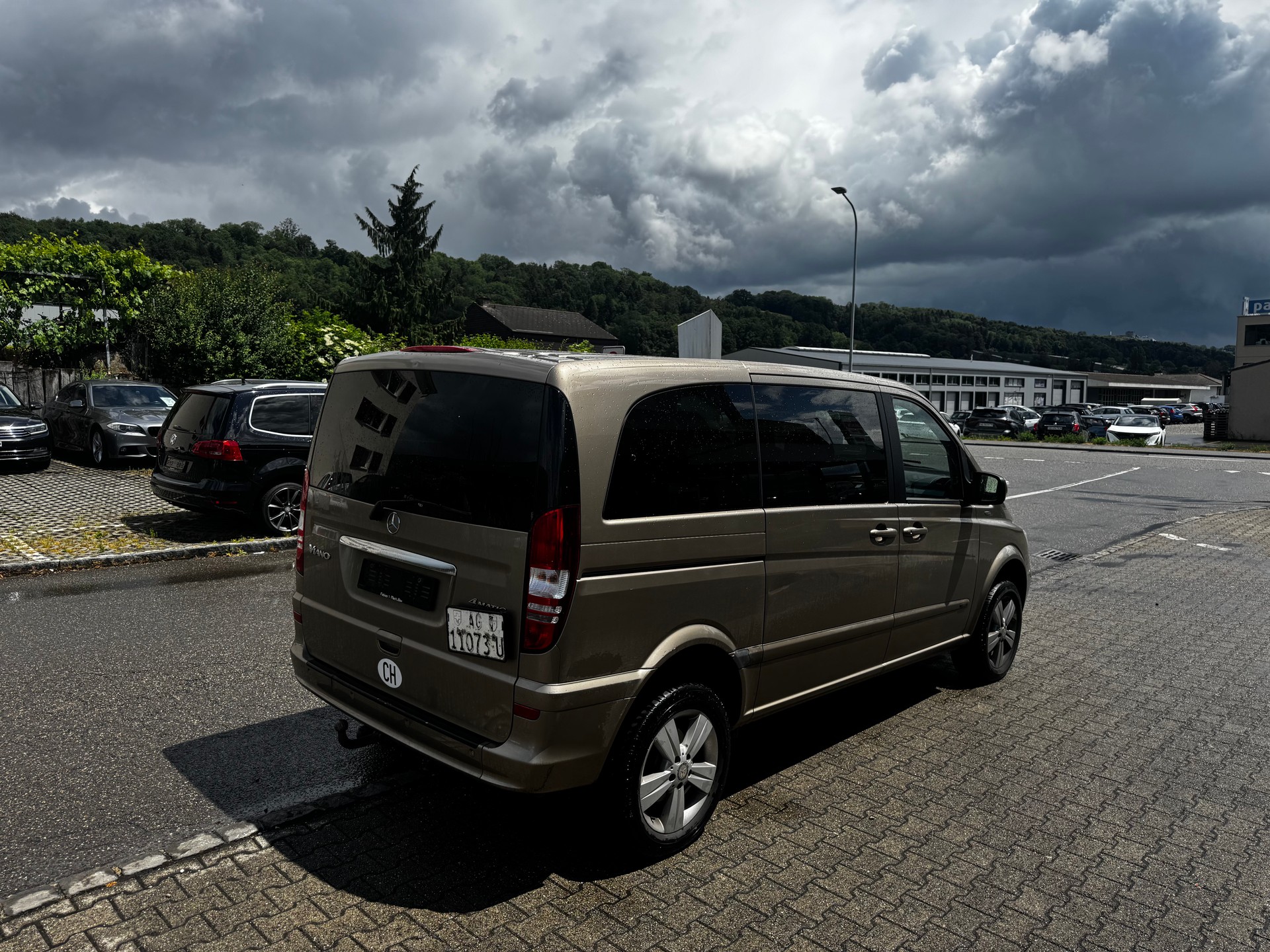MERCEDES-BENZ Viano 2.2 CDI Blue Eff. Trend Ed. L 4Matic A-image-2