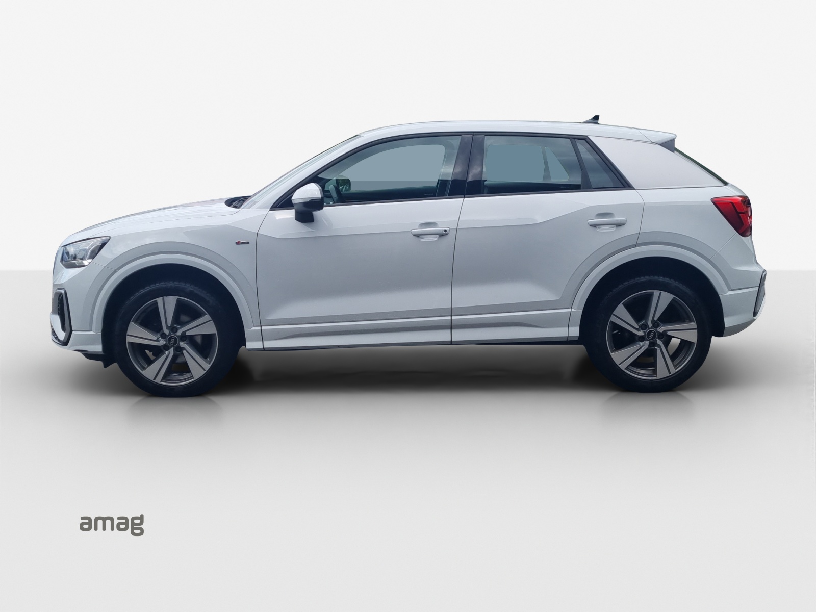 AUDI Q2 35 TFSI S line S-tronic-image-1