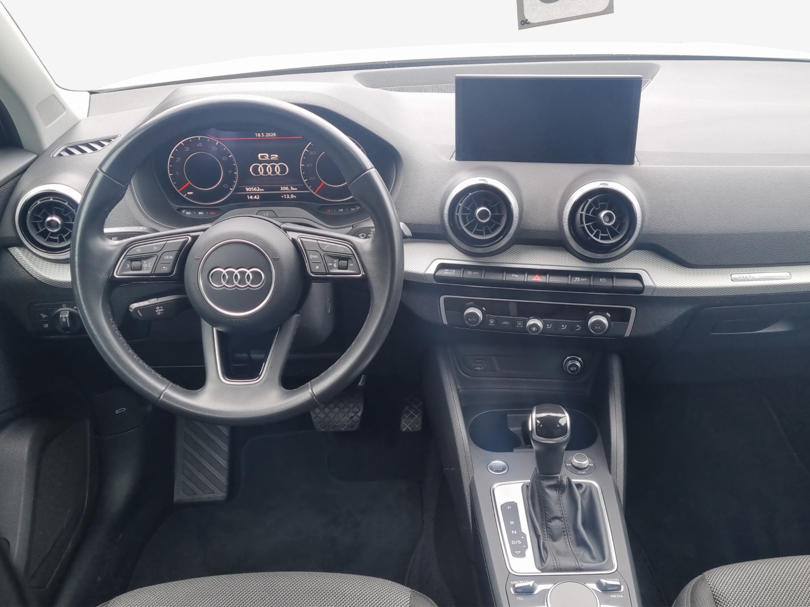 AUDI Q2 35 TFSI S line S-tronic-image-7