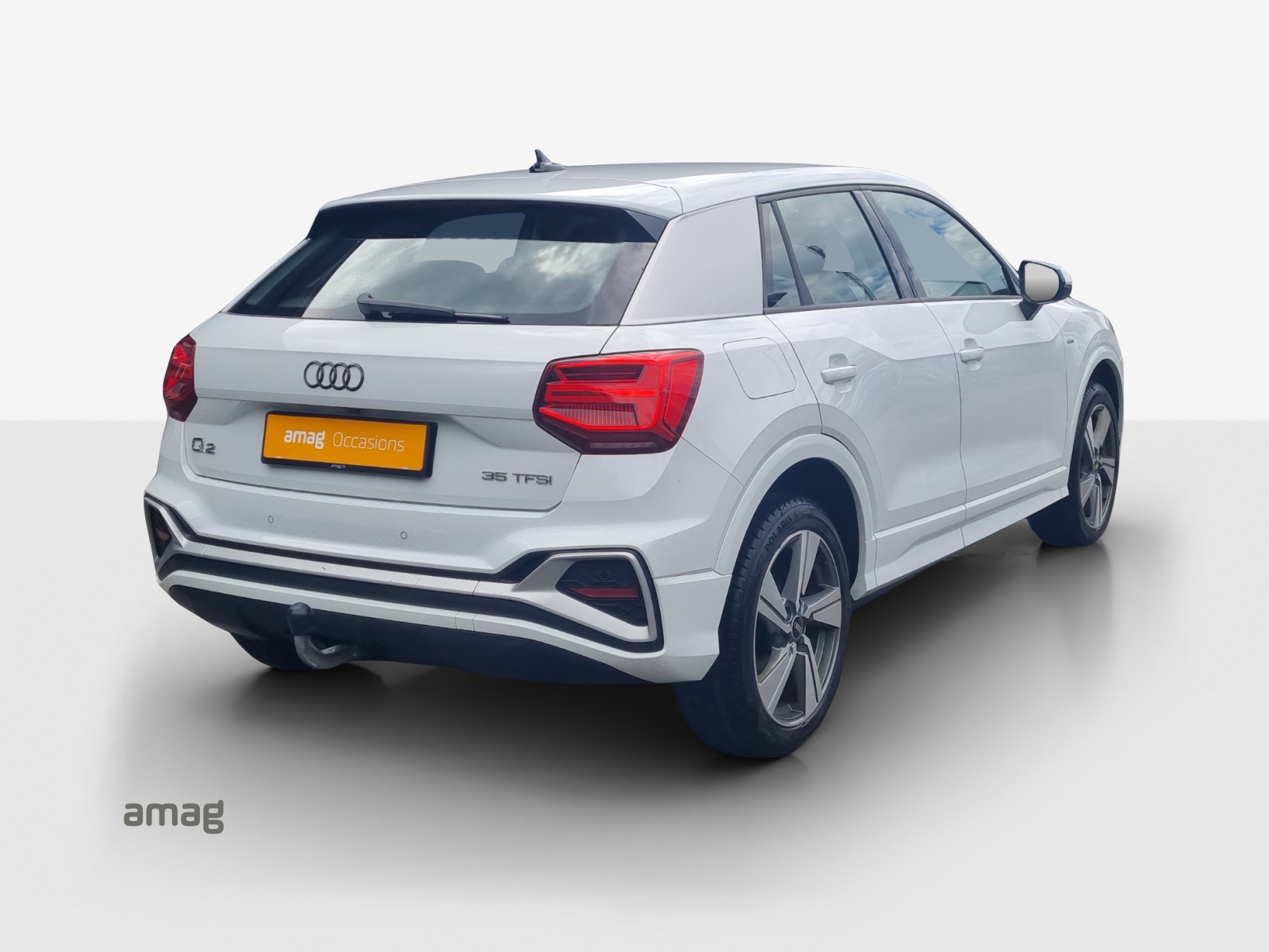 AUDI Q2 35 TFSI S line S-tronic-image-4