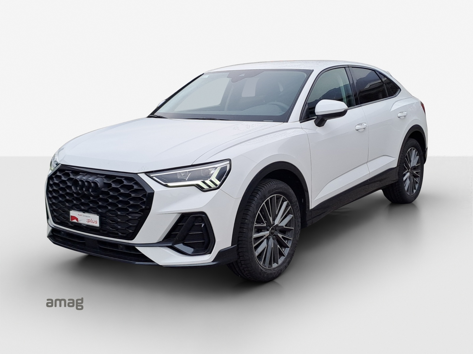 AUDI Q3 Sportback 35 TFSI Attraction S-tronic-image-0