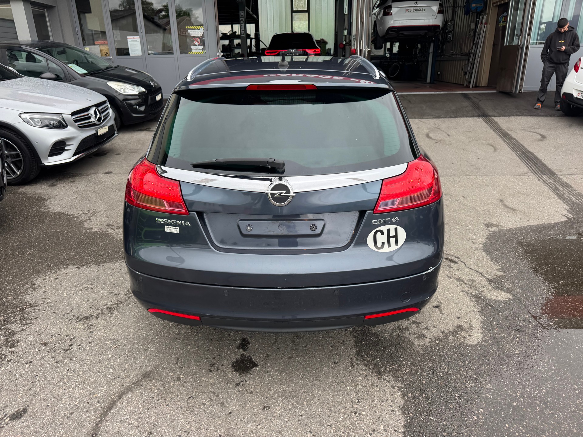 OPEL Insignia Sports Tourer 2.0 CDTI Sport 4WD-image-13