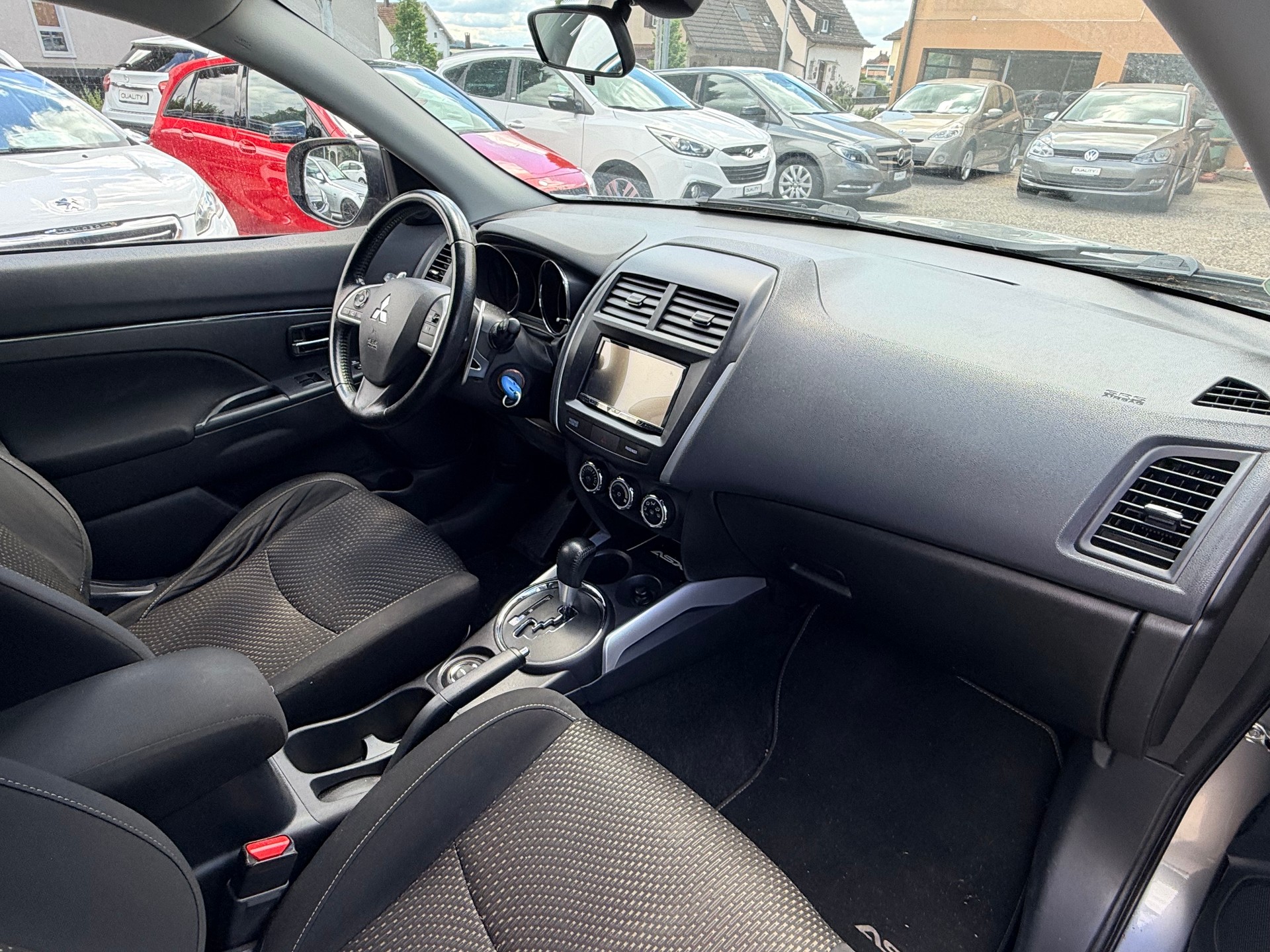 MITSUBISHI ASX 2.2 DID Navigator 4WD Automatic-image-14