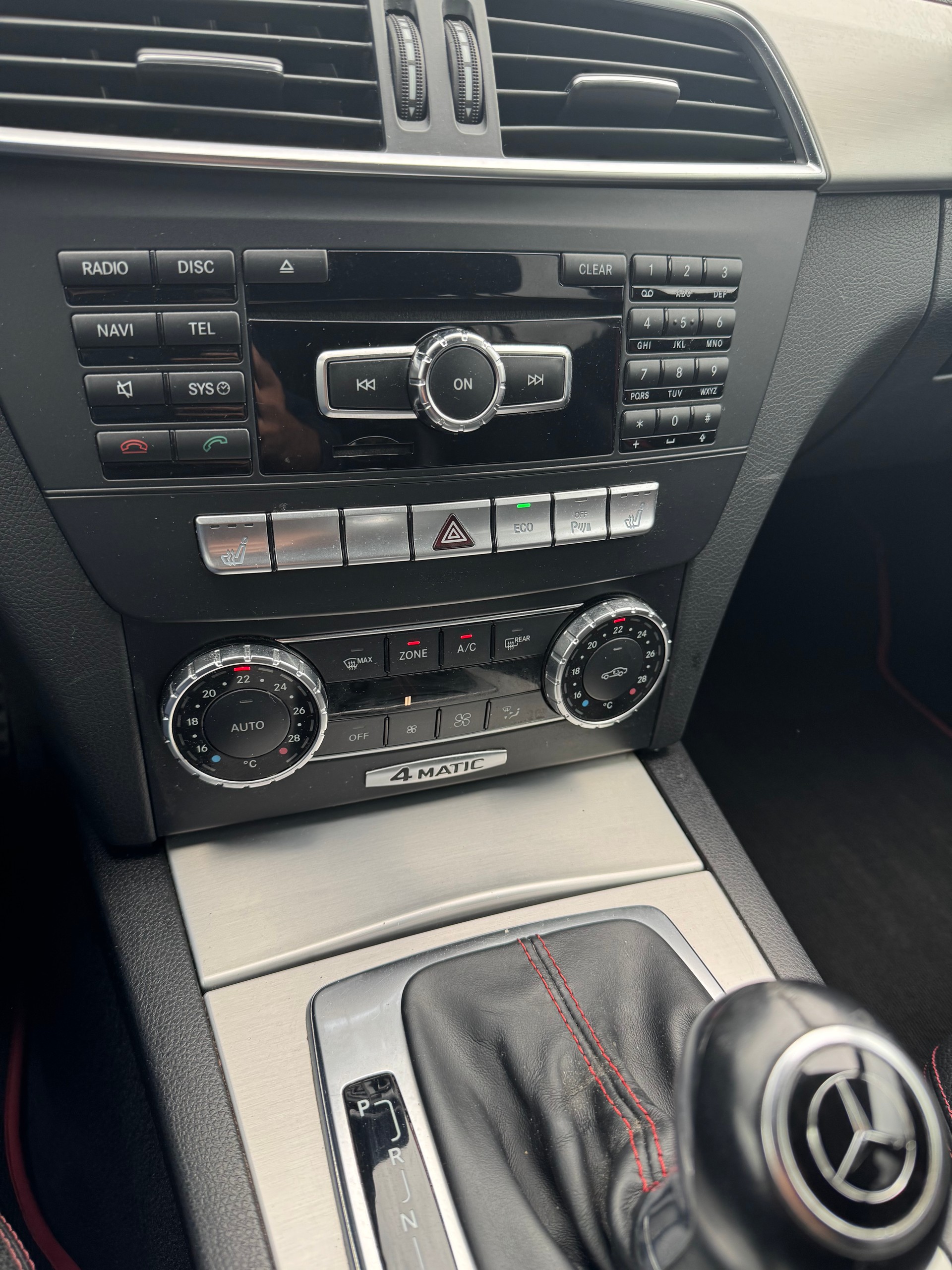 MERCEDES-BENZ C 250 CDI Athletic Edition 4Matic 7G-Tronic-image-11