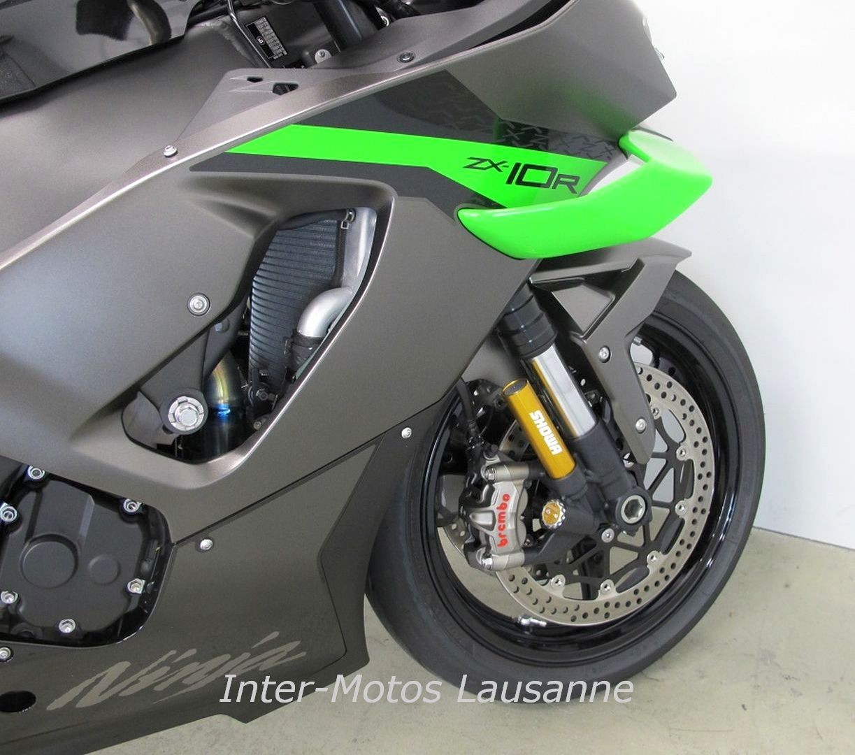 KAWASAKI NINJA ZX 10R-image-8