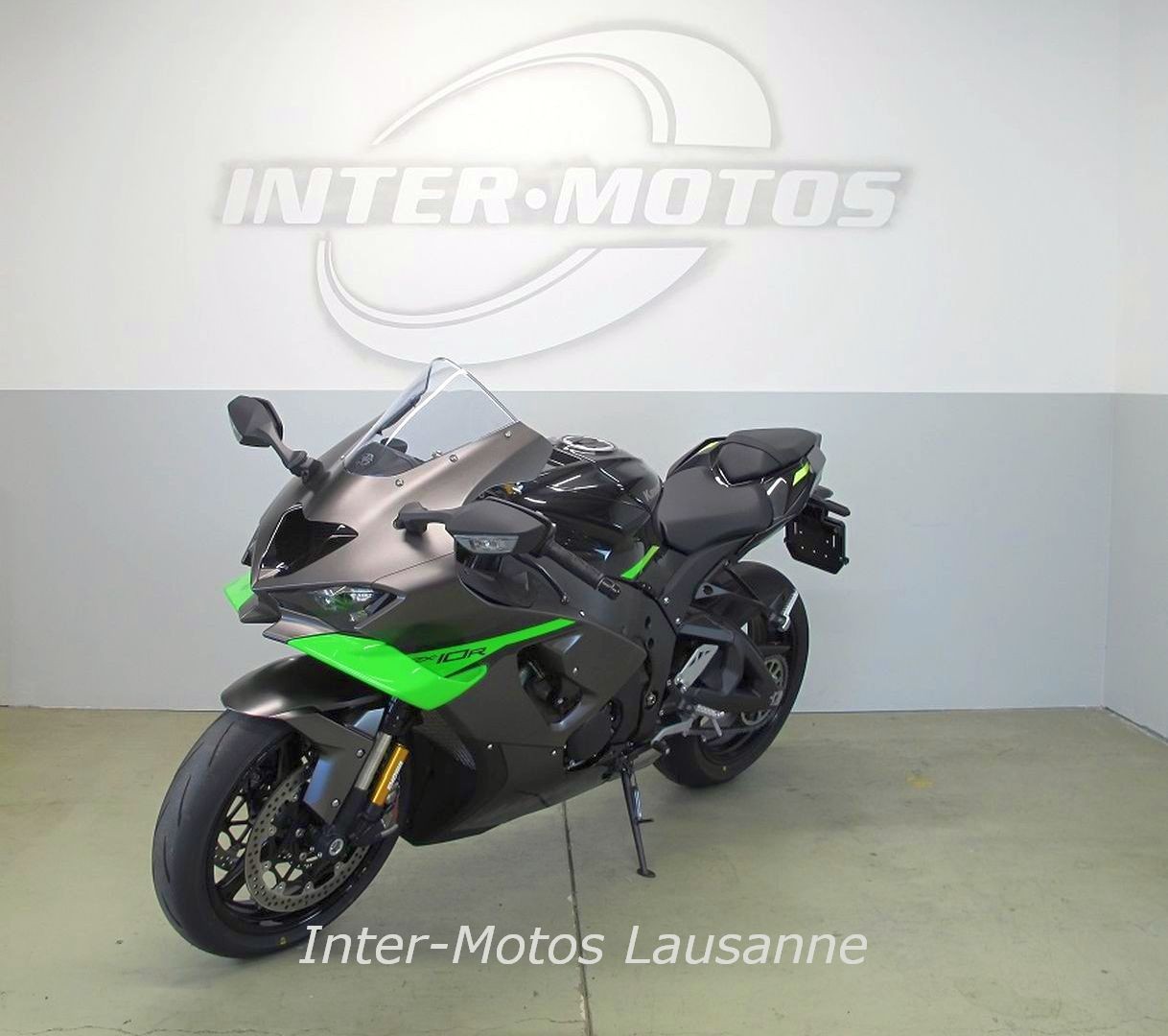 KAWASAKI NINJA ZX 10R-showroom-element-2