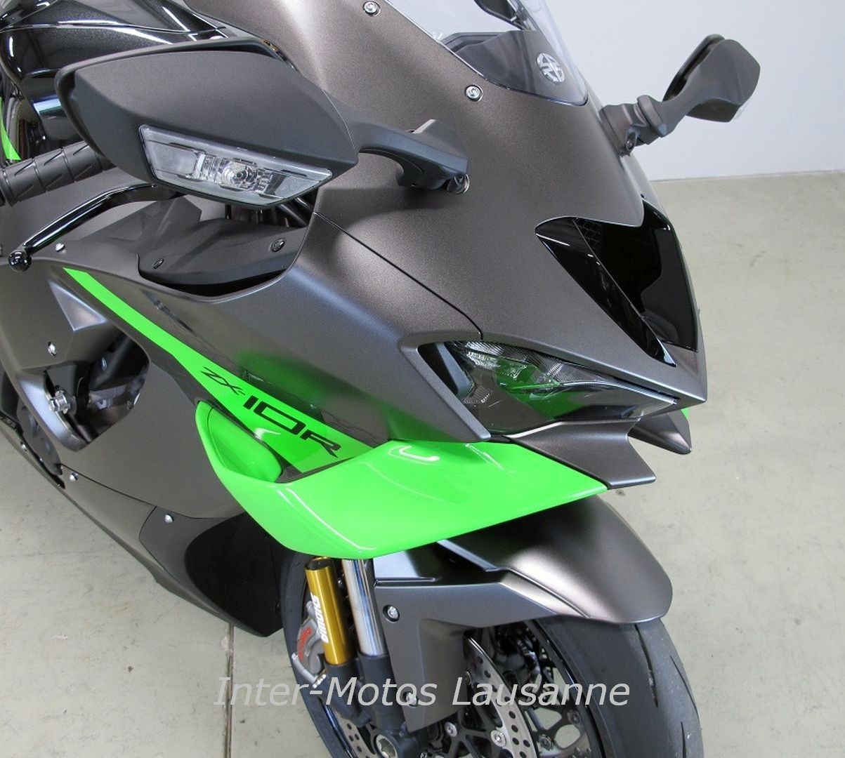 KAWASAKI NINJA ZX 10R-image-7