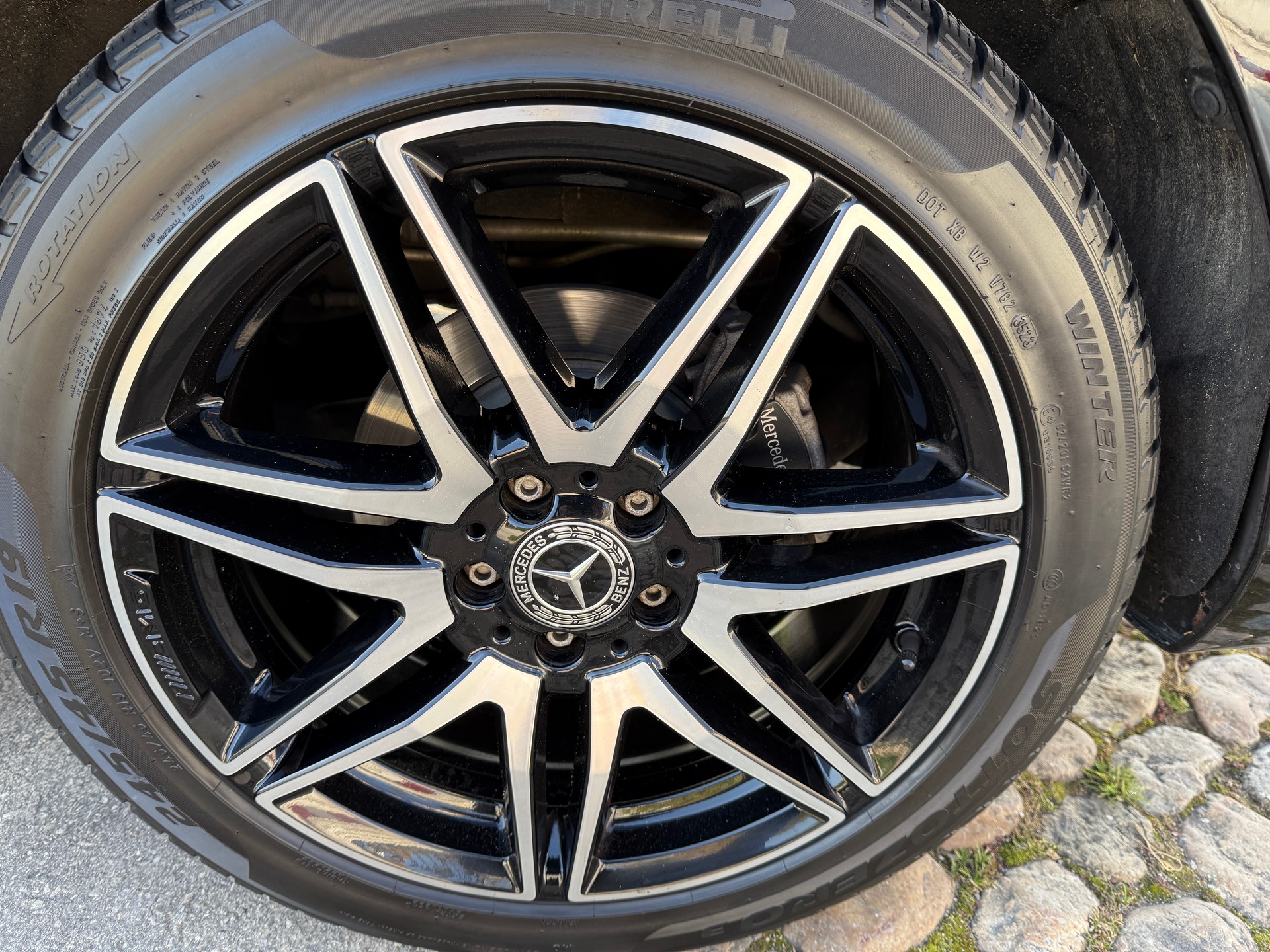 MERCEDES-BENZ V 300 d lang Avantgarde 4Matic 9G-Tronic-image-12