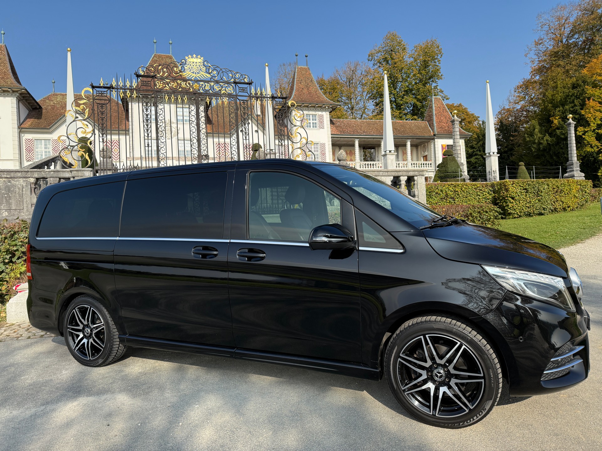MERCEDES-BENZ V 300 d lang Avantgarde 4Matic 9G-Tronic-image-2