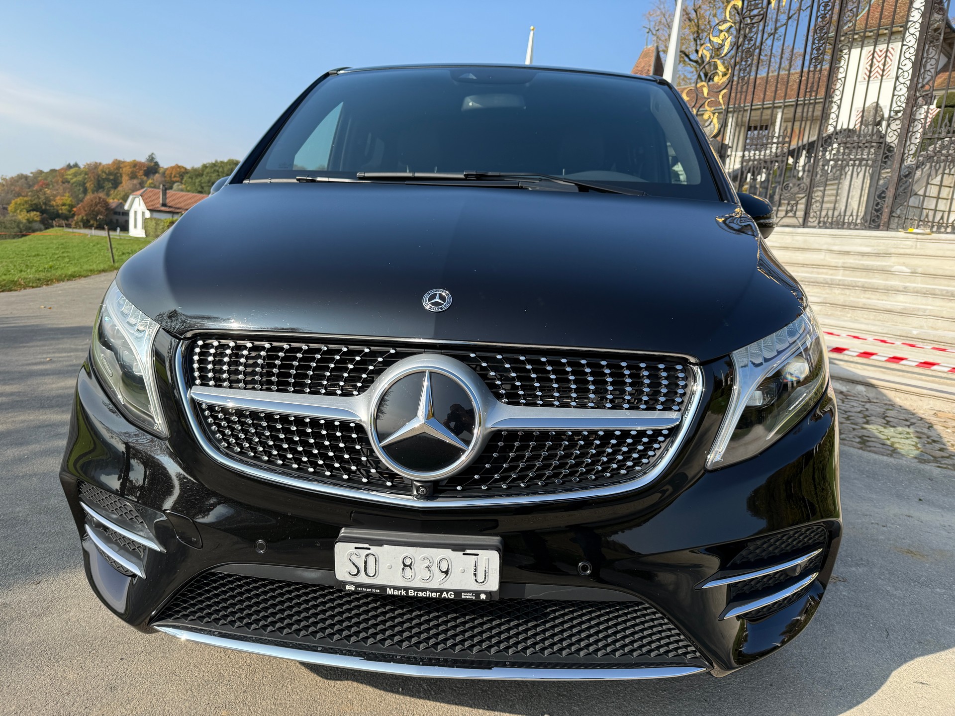 MERCEDES-BENZ V 300 d lang Avantgarde 4Matic 9G-Tronic-image-11