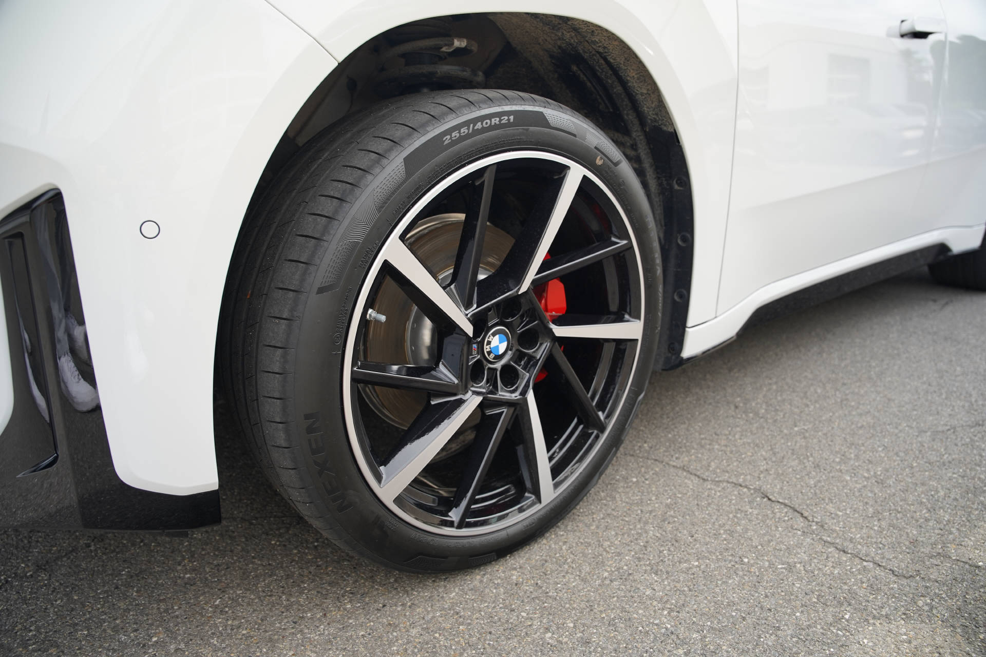 BMW BMW iX3 50 xDrive M Sport Pro-image-5