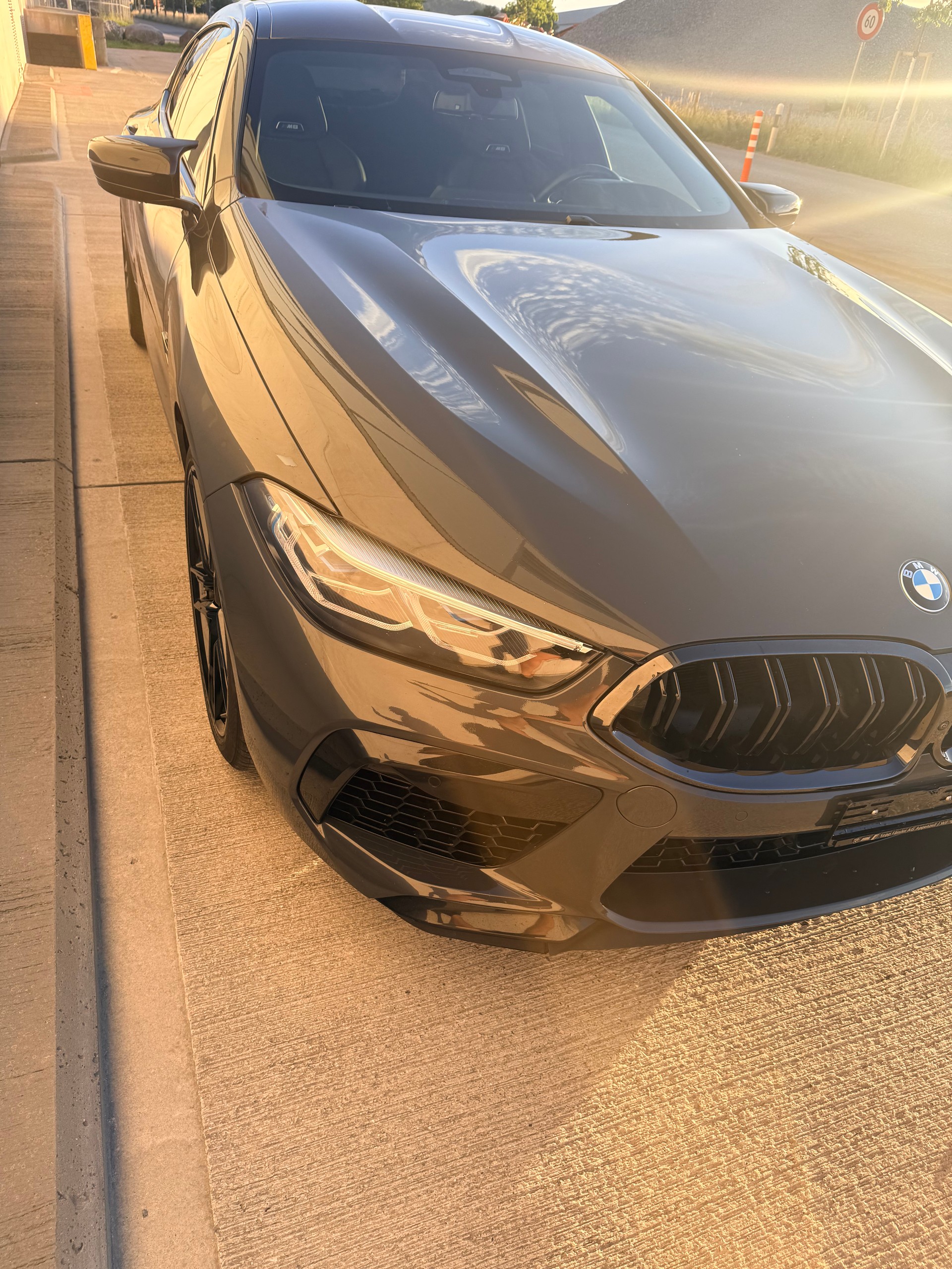 BMW M8-image-2