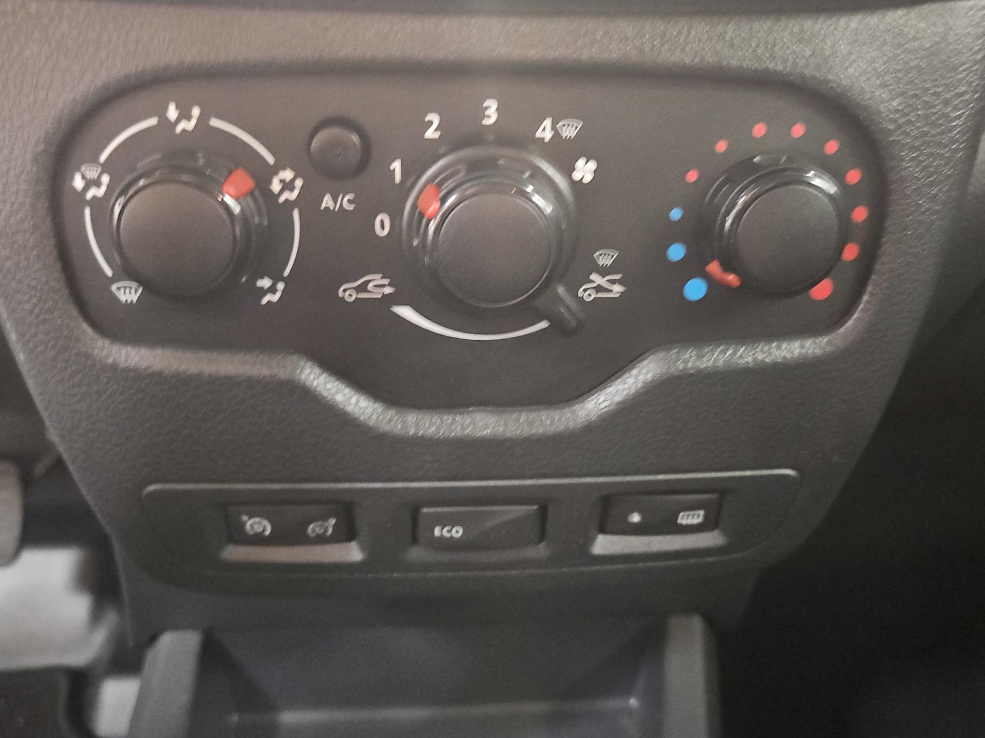 DACIA Dokker Van TCe 130 PF Unlimited-image-18
