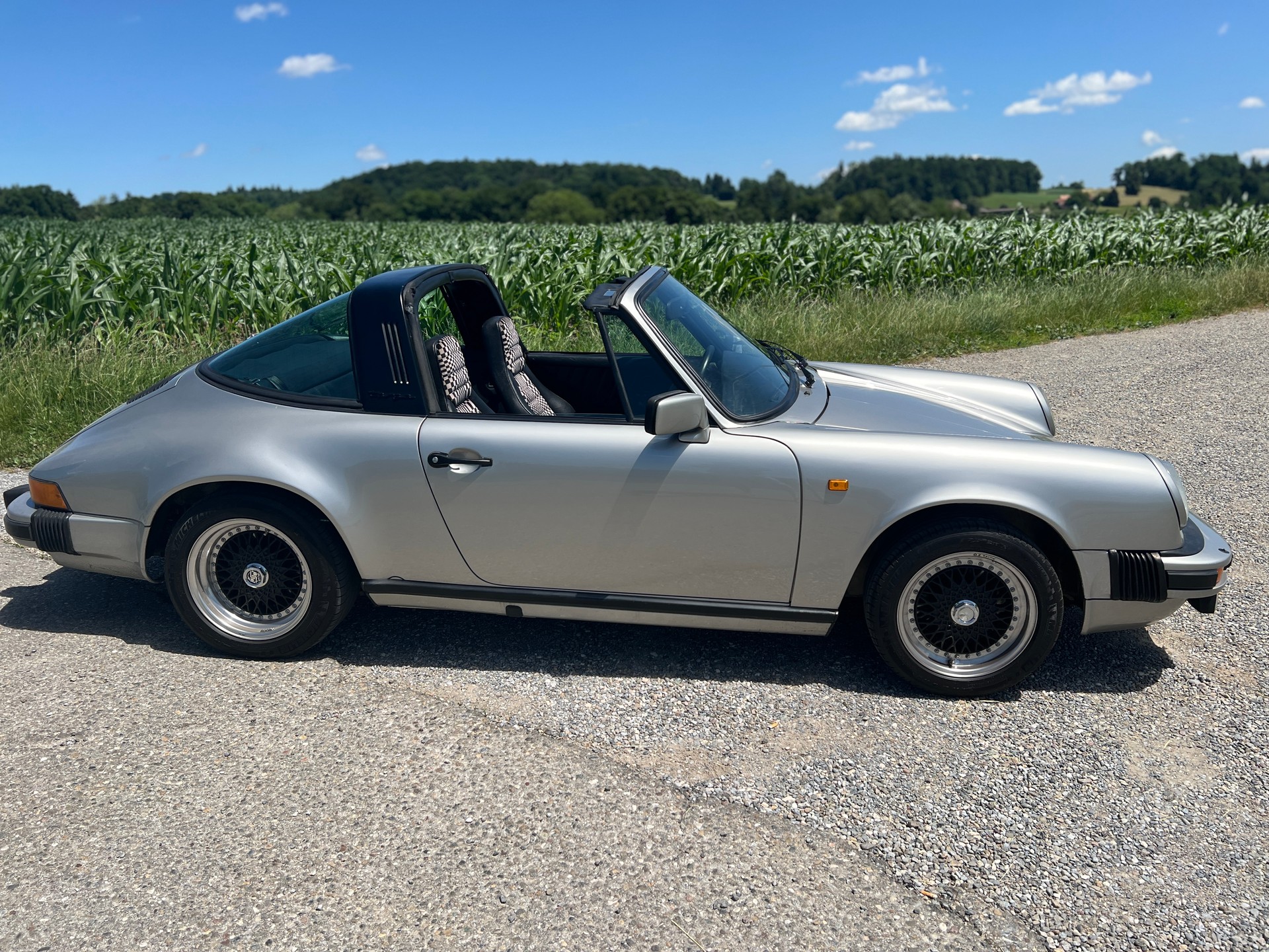 PORSCHE SC 3.0 Targa-image-2