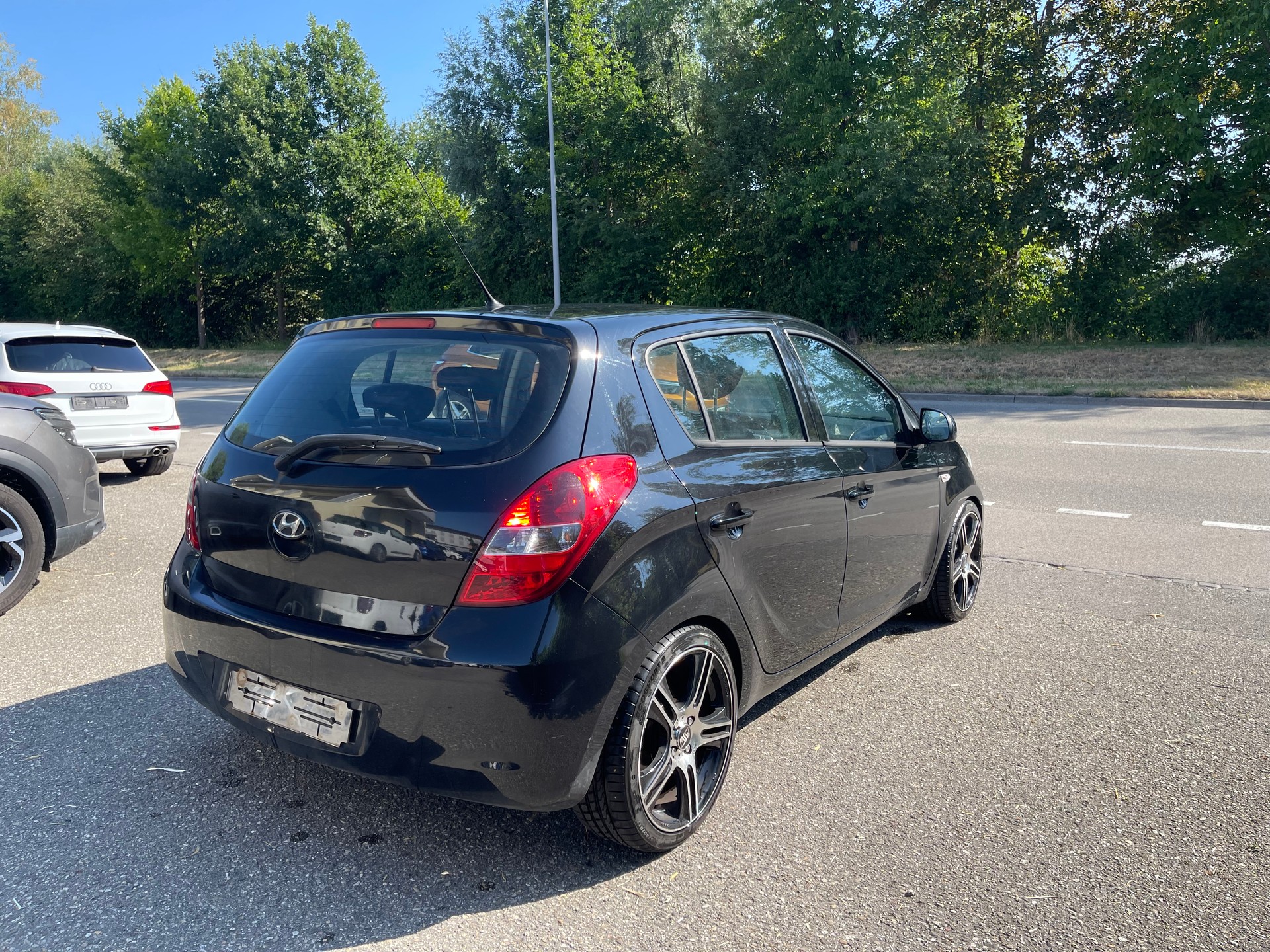 HYUNDAI i20 1.6 CRDi Premium-image-4