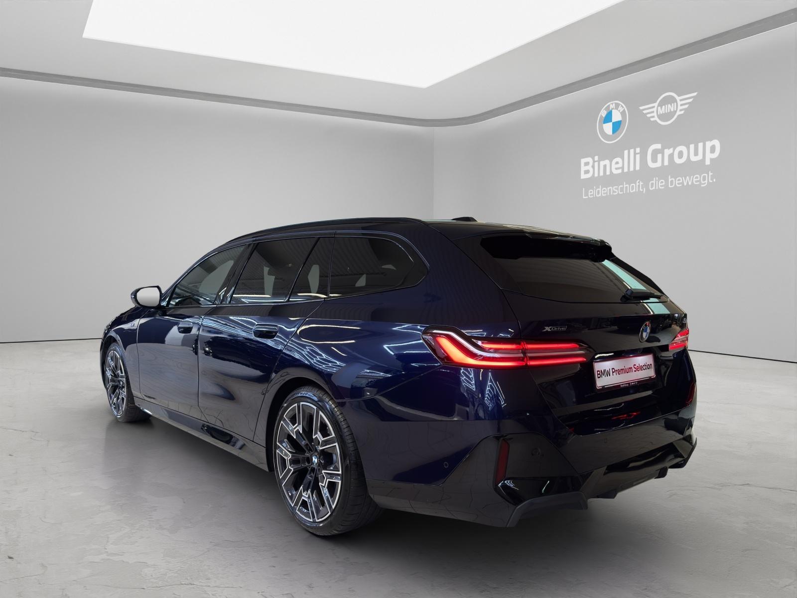 BMW 520d xDrive Touring M-SportPaket-showroom-element-2