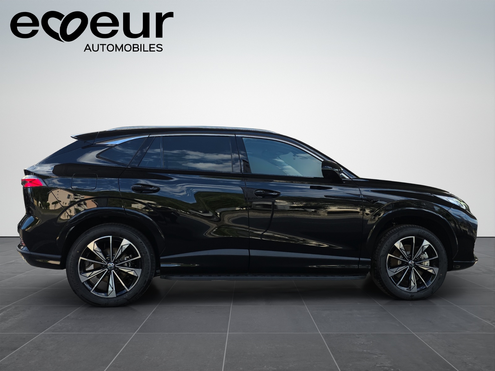 MG MG HS PHEV DEMO-image-6