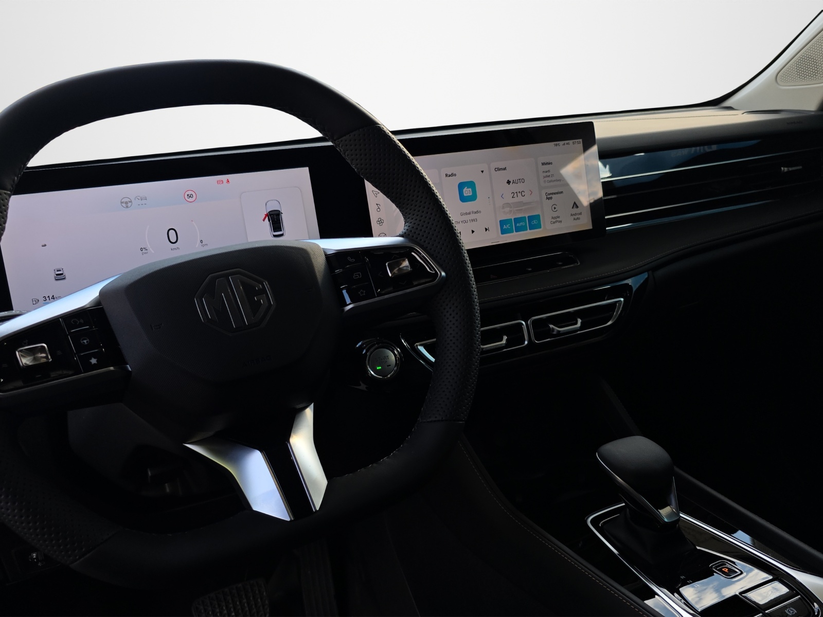 MG MG HS PHEV DEMO-image-10