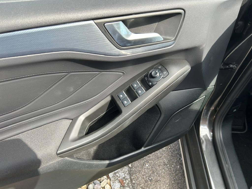 FORD Focus 1.0i EcoB 155 Active X-image-13
