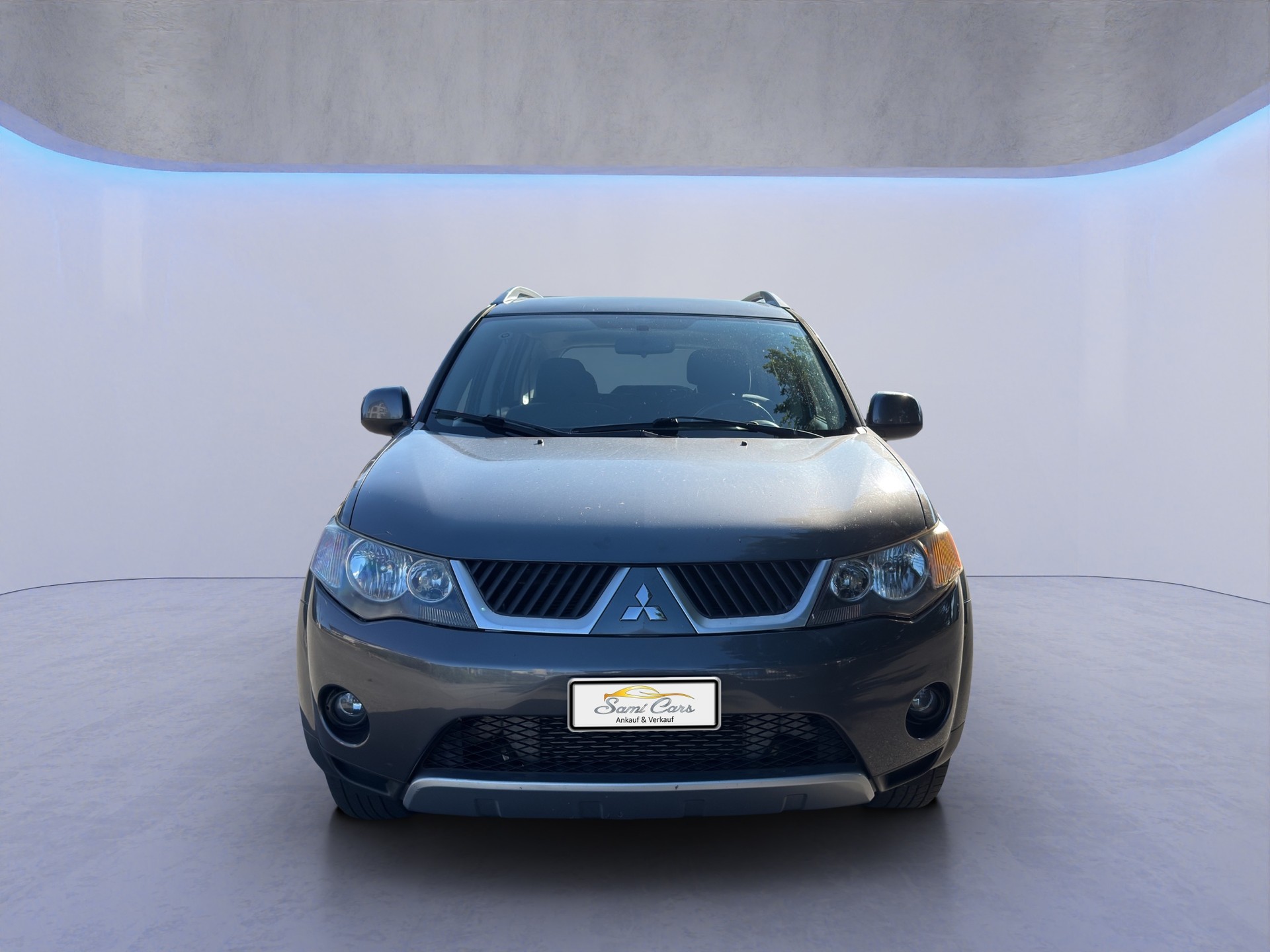 MITSUBISHI Outlander 2.0 DID Instyle 4WD-image-0