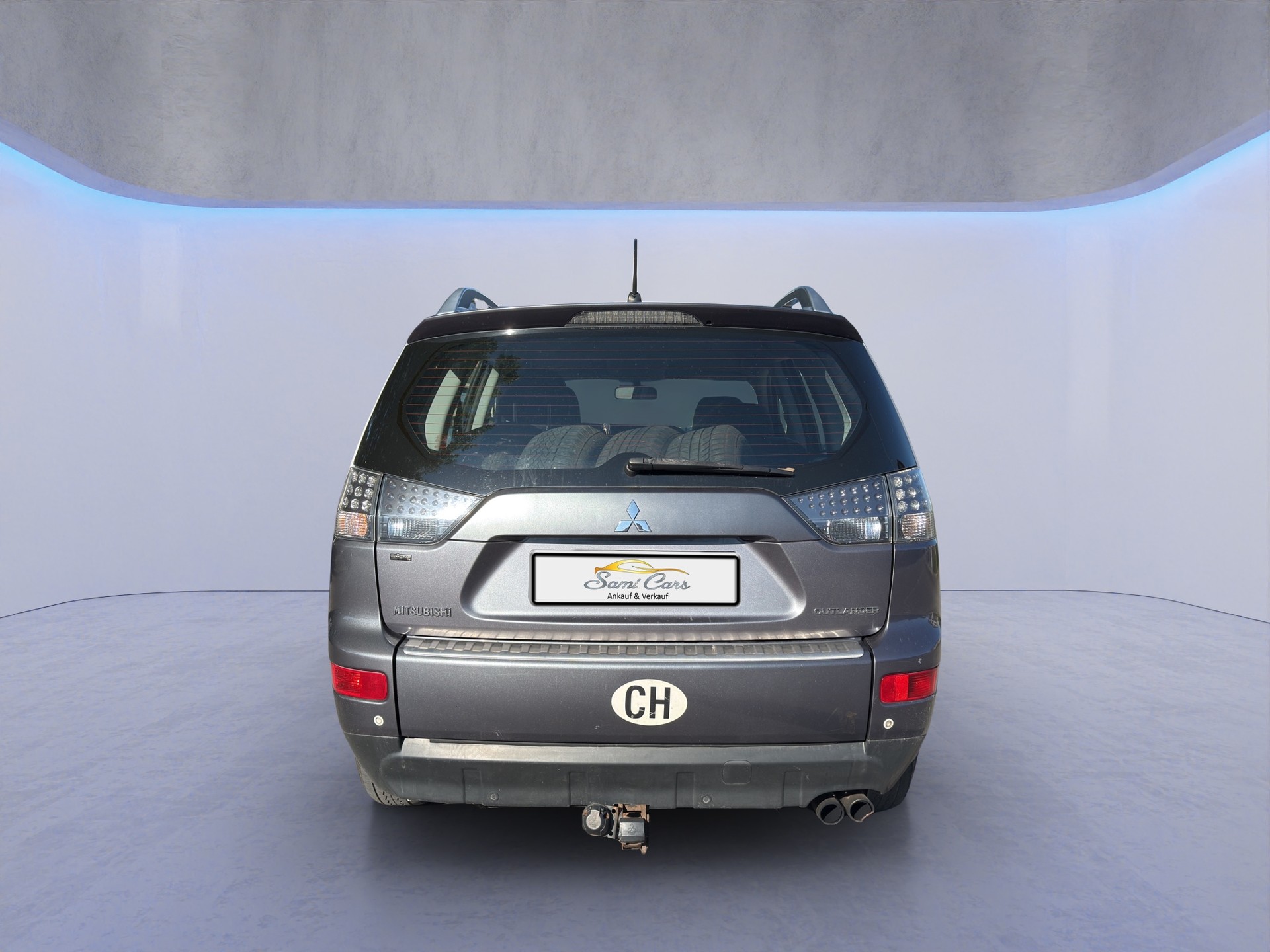 MITSUBISHI Outlander 2.0 DID Instyle 4WD-image-4