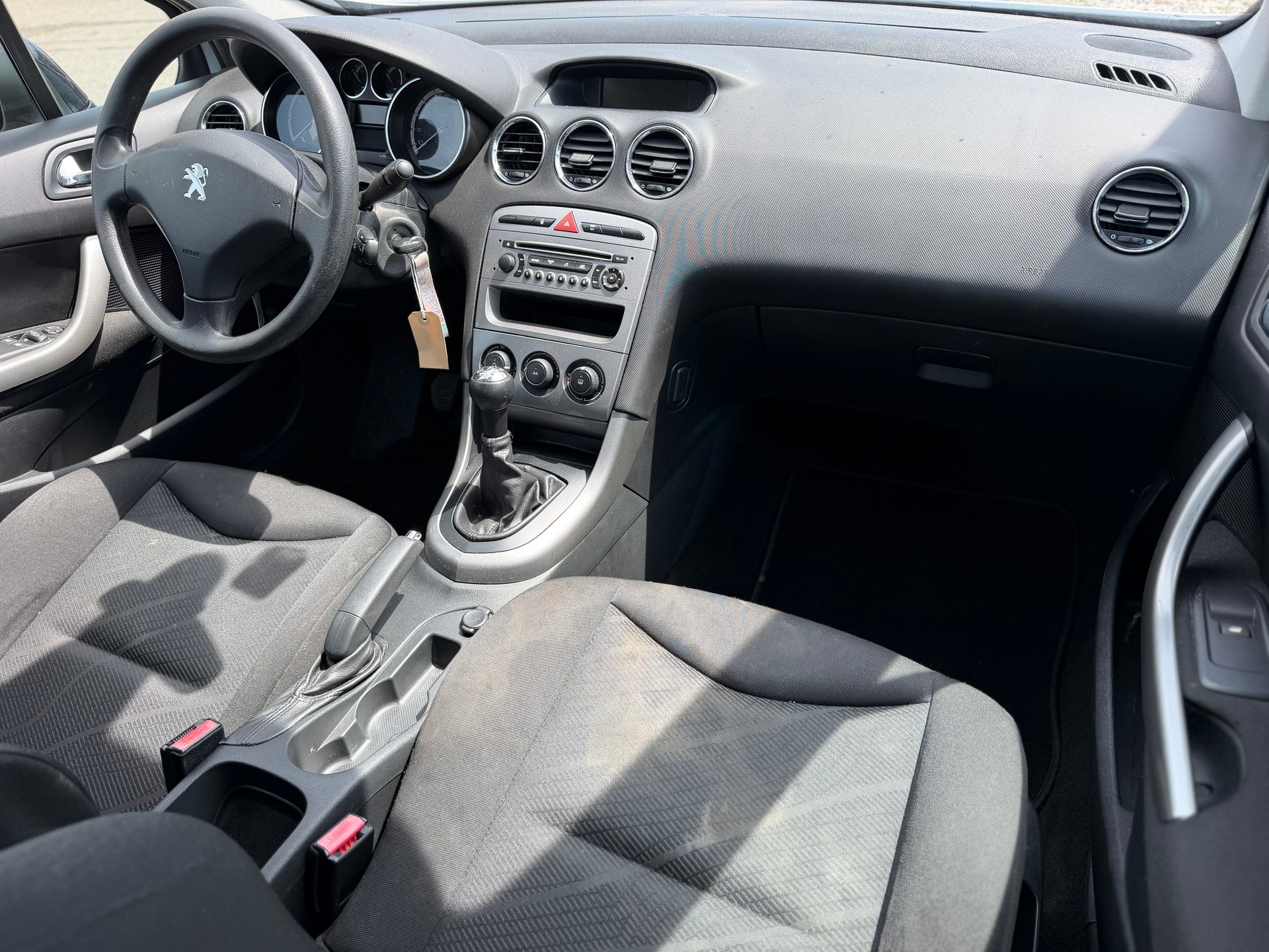 PEUGEOT 308 1.4 16V VTI Access-image-11