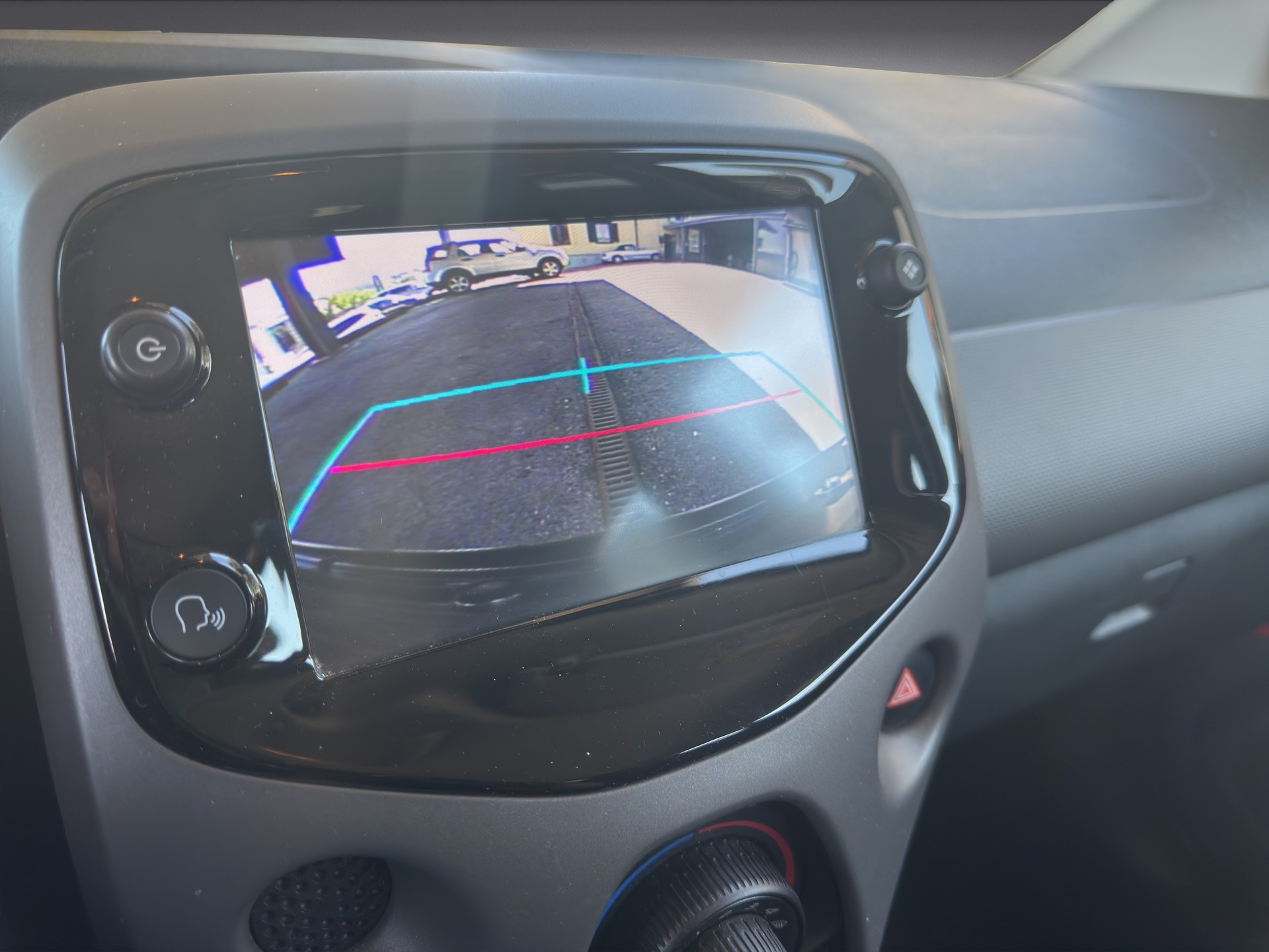 PEUGEOT 108 1.0 VTi Active ETG-image-8