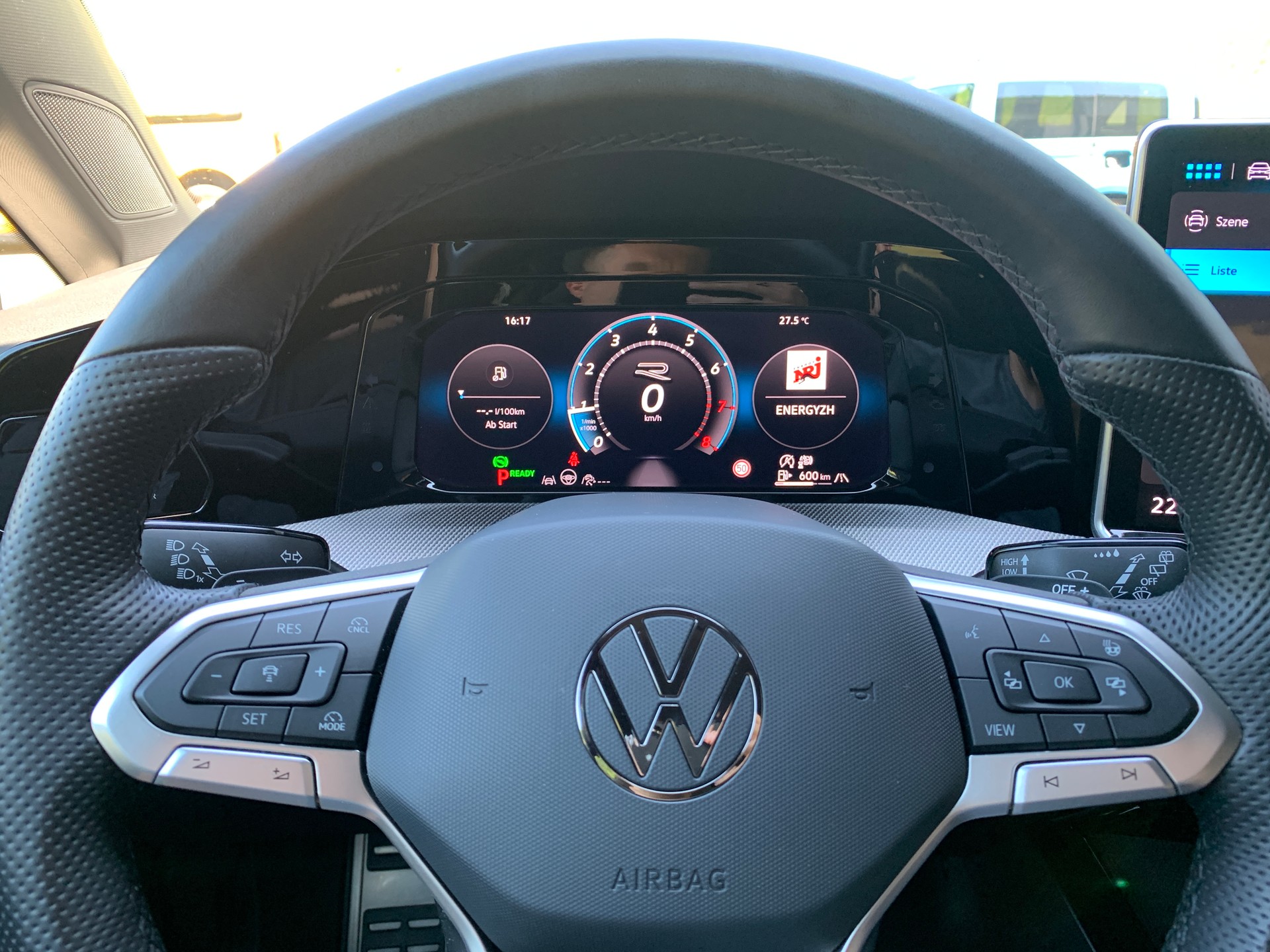 VW Golf 1.5 e TSI mHEV R-Line DSG-image-10