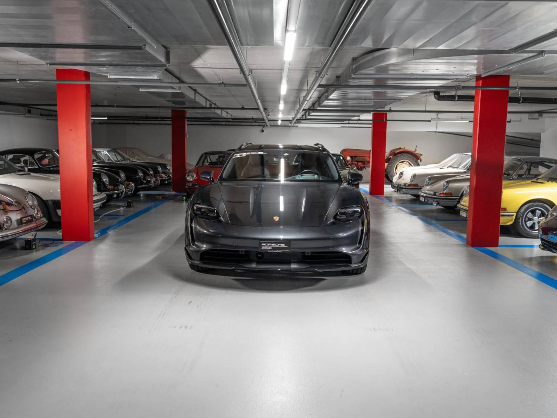 PORSCHE Taycan 4S Cross Turismo (MY23)-image-1