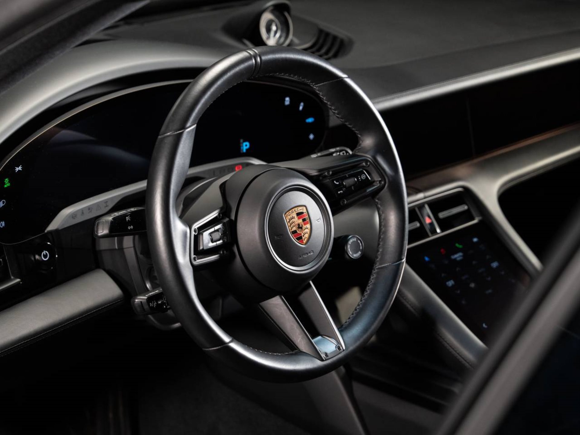 PORSCHE Taycan 4S Cross Turismo (MY23)-image-6