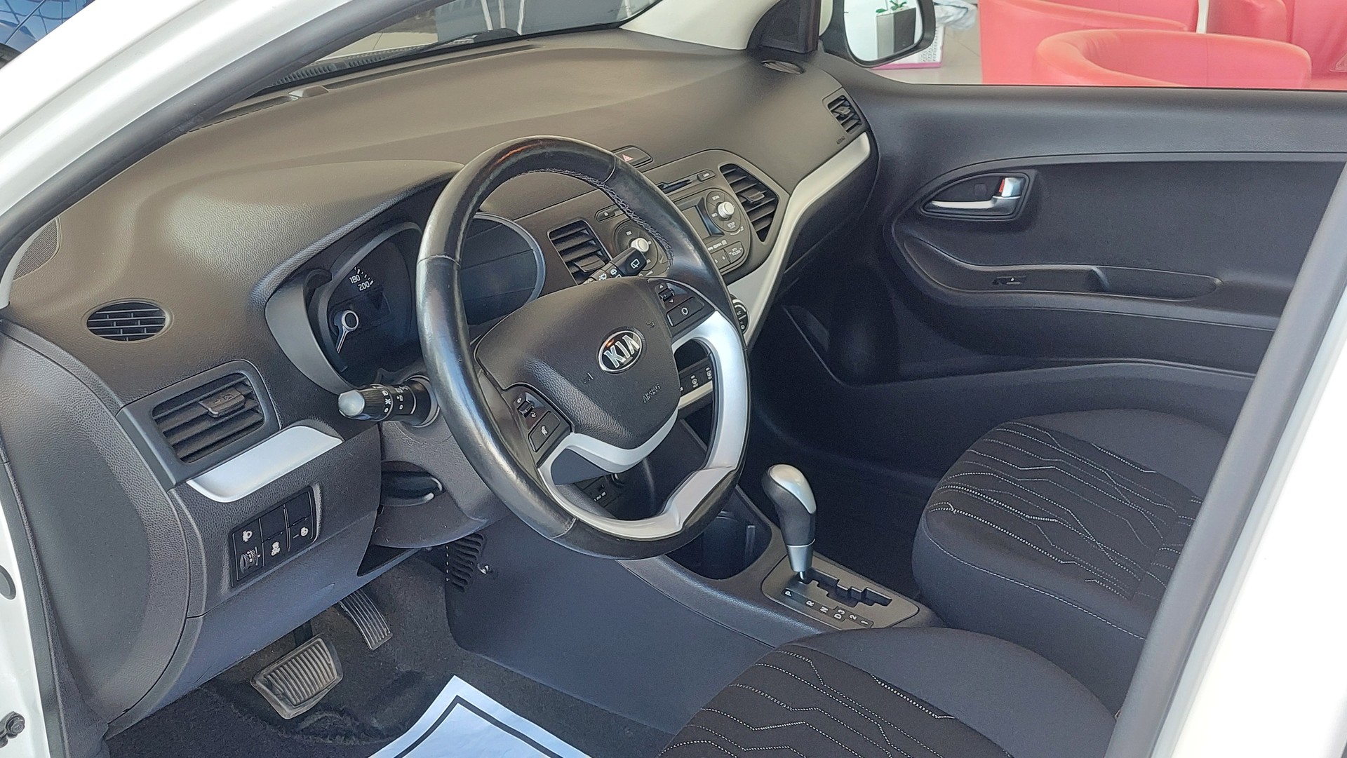 KIA Picanto 1.2 CVVT Style Automatic-image-5