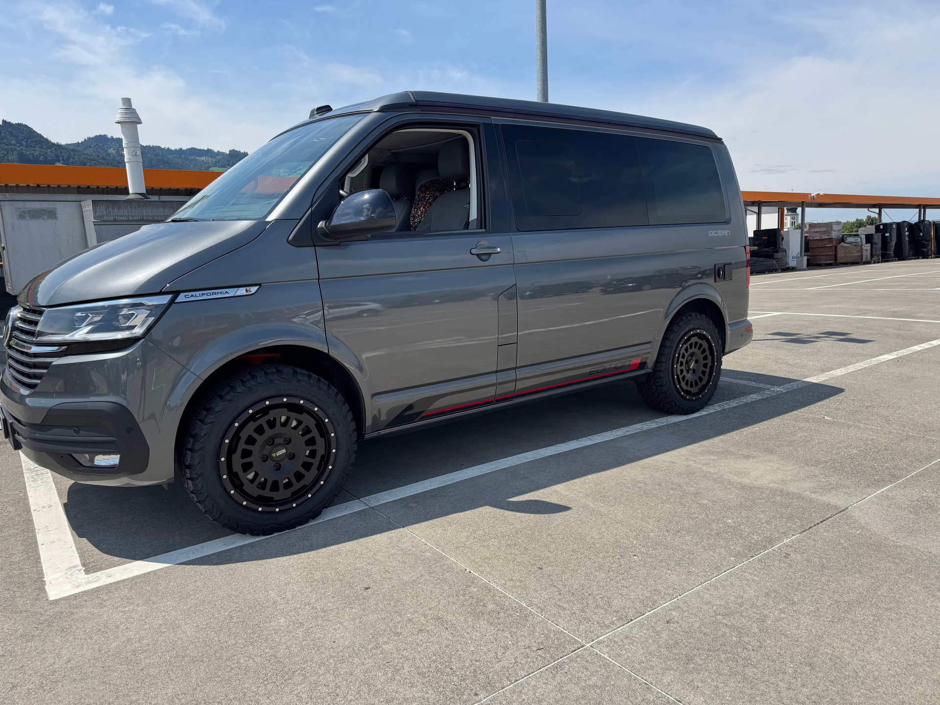 VW T6.1 California 2.0 TDI Ocean Liberty 4Motion DSG-image-0