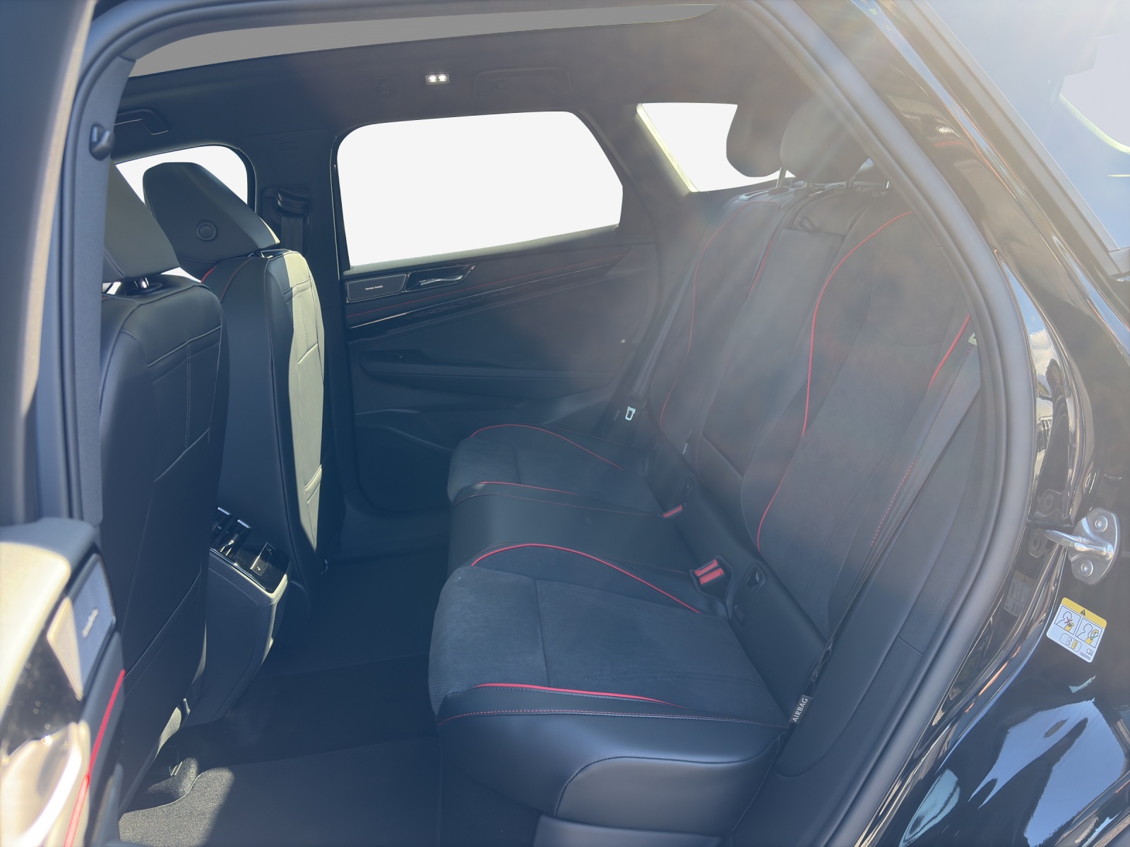 VW ID.7 Tourer GTX 86 kWh GTX 4 Motion-image-11